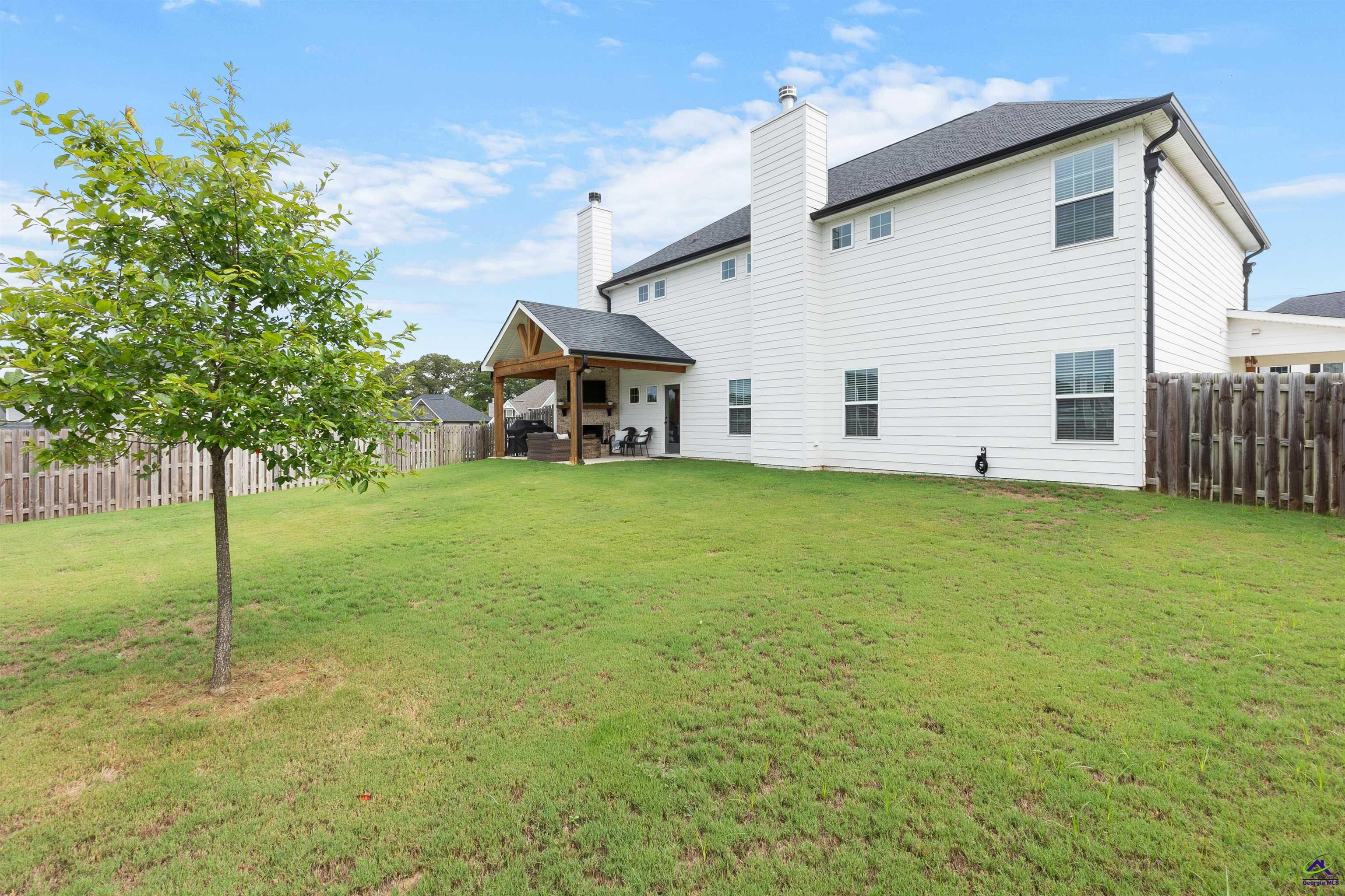 301 Shoshone Circle