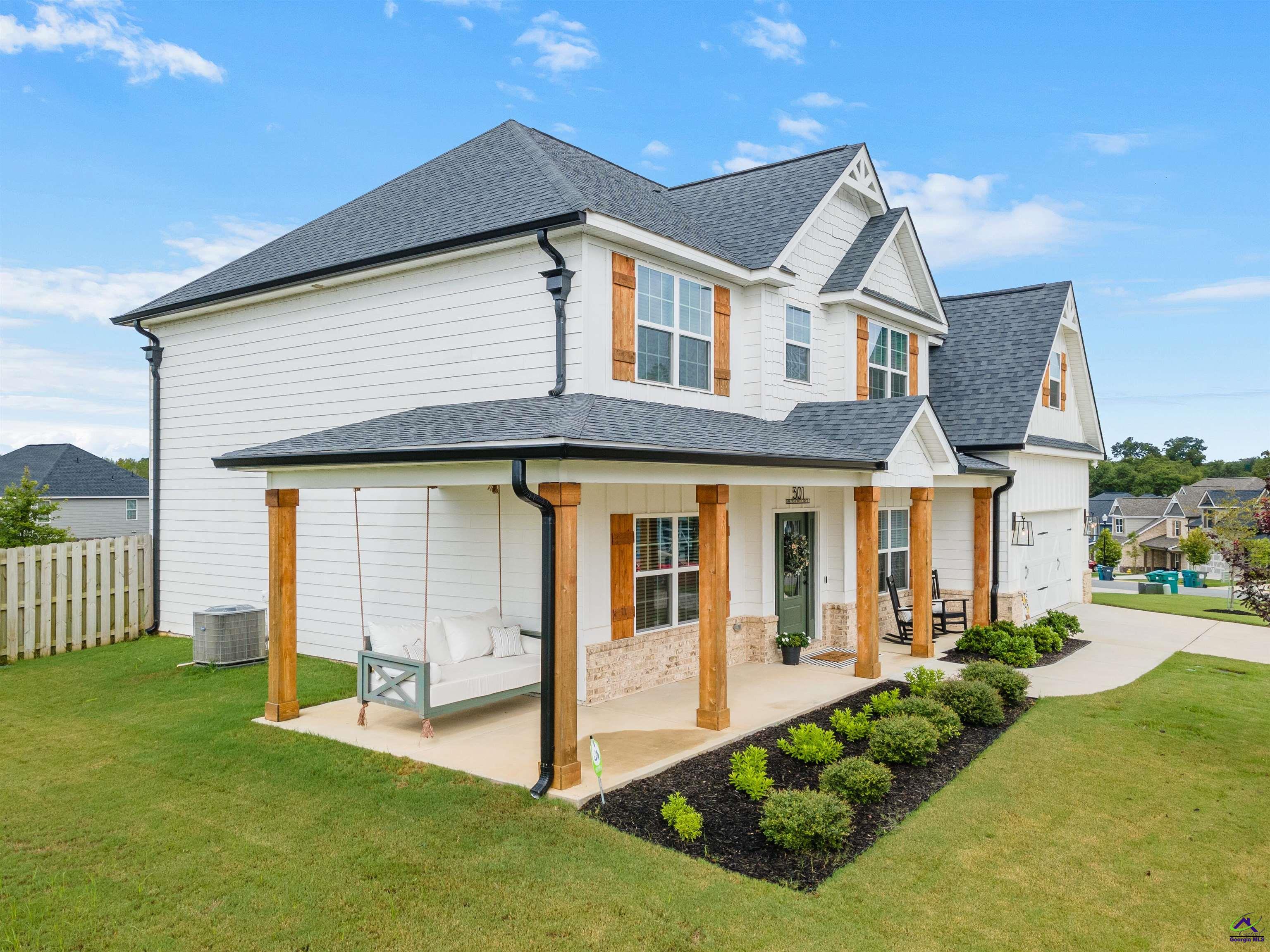 301 Shoshone Circle
