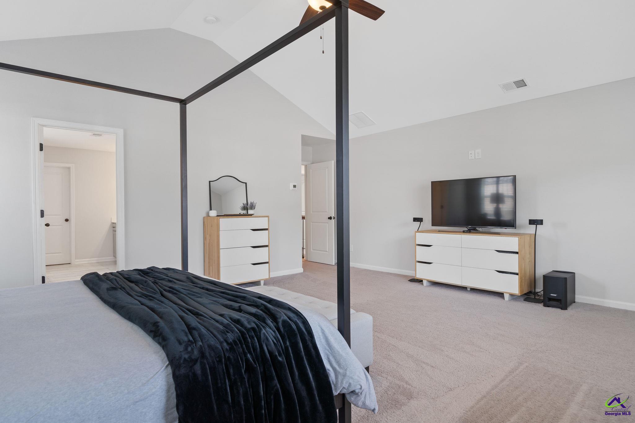 315 Shoshone Circle