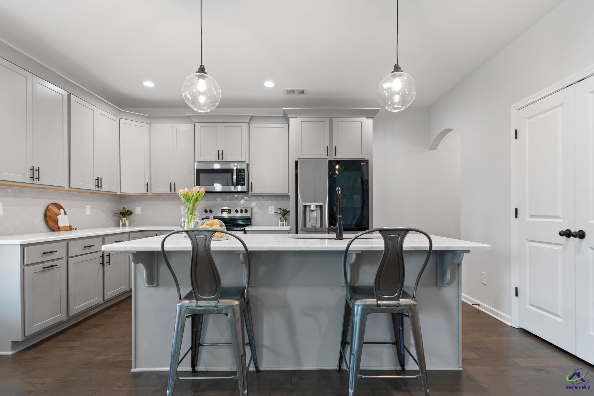315 Shoshone Circle