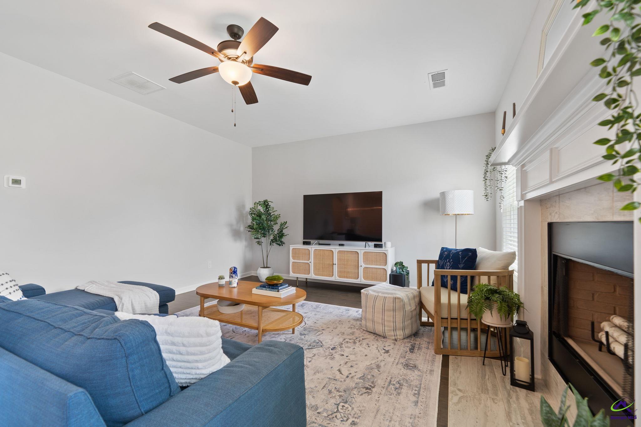 315 Shoshone Circle