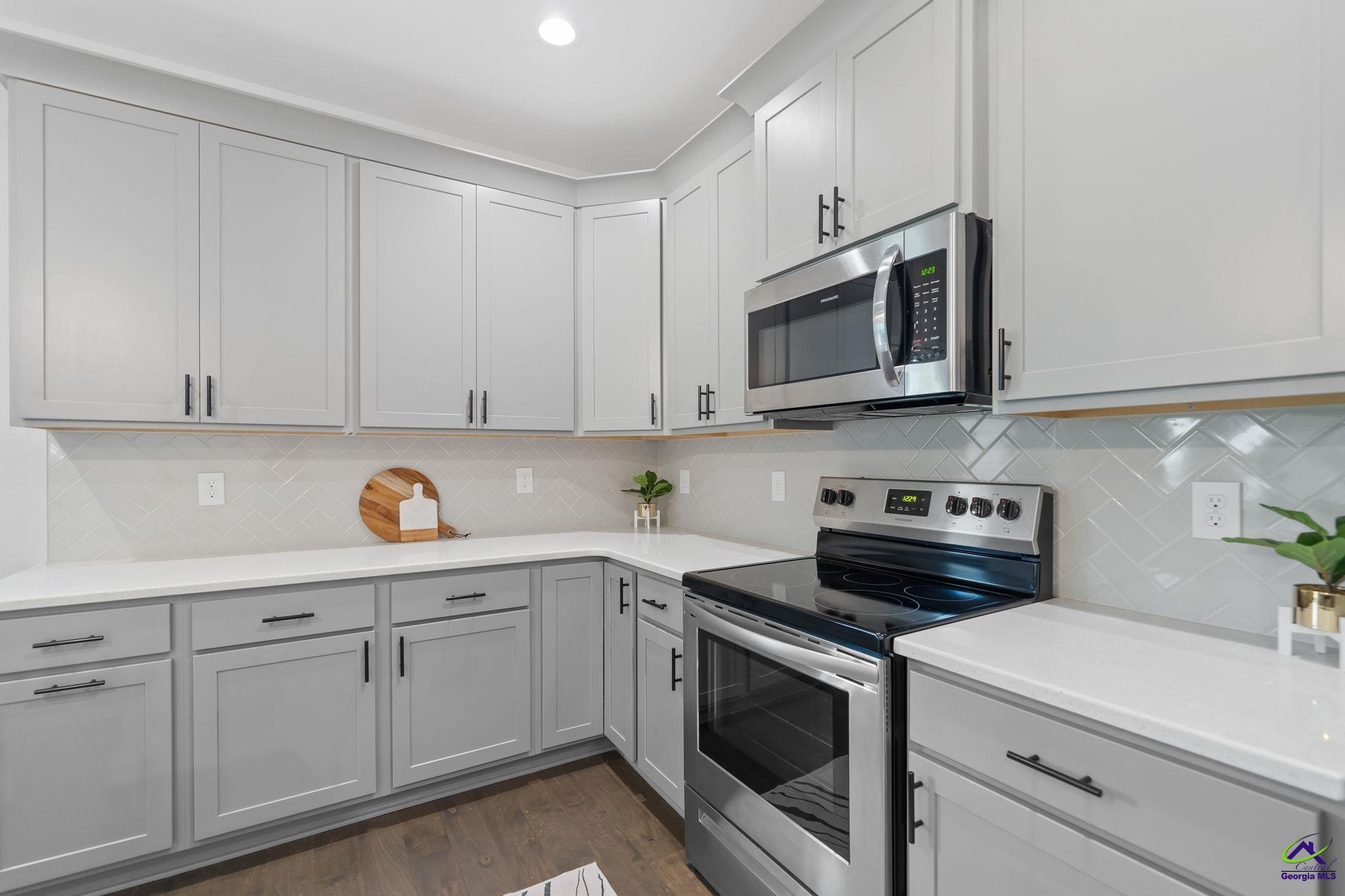 315 Shoshone Circle