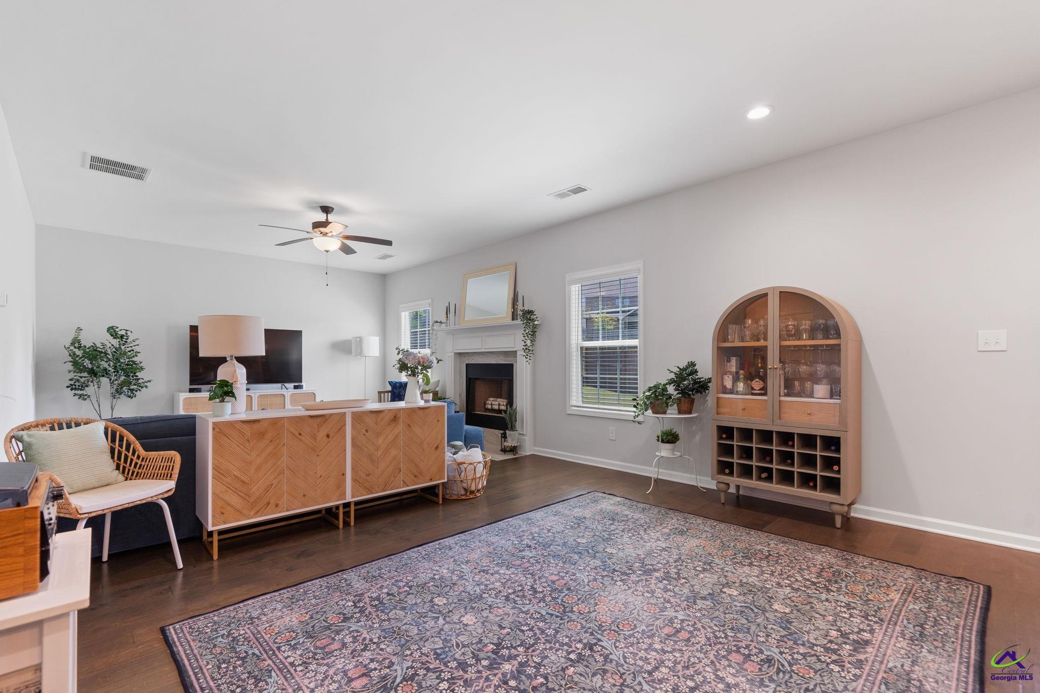 315 Shoshone Circle