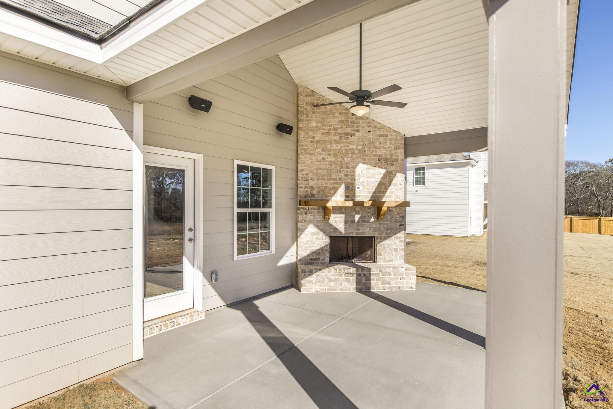 402 Bella Notte Circle