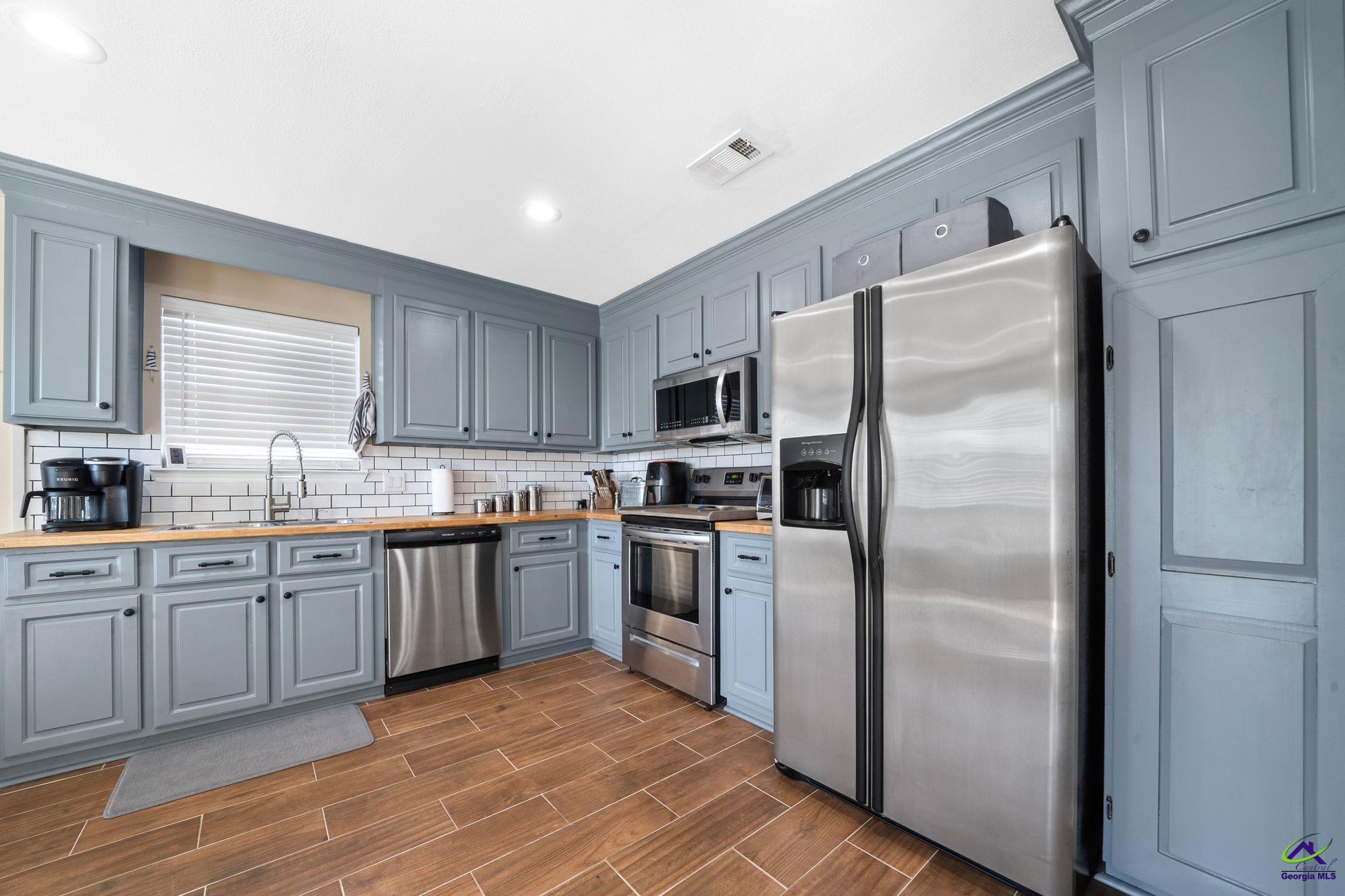 104 Ironwood Drive