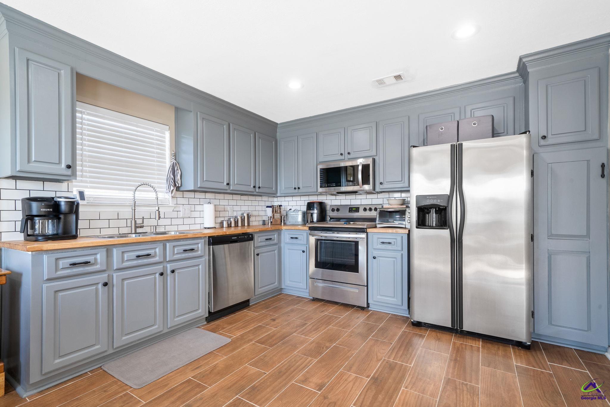 104 Ironwood Drive