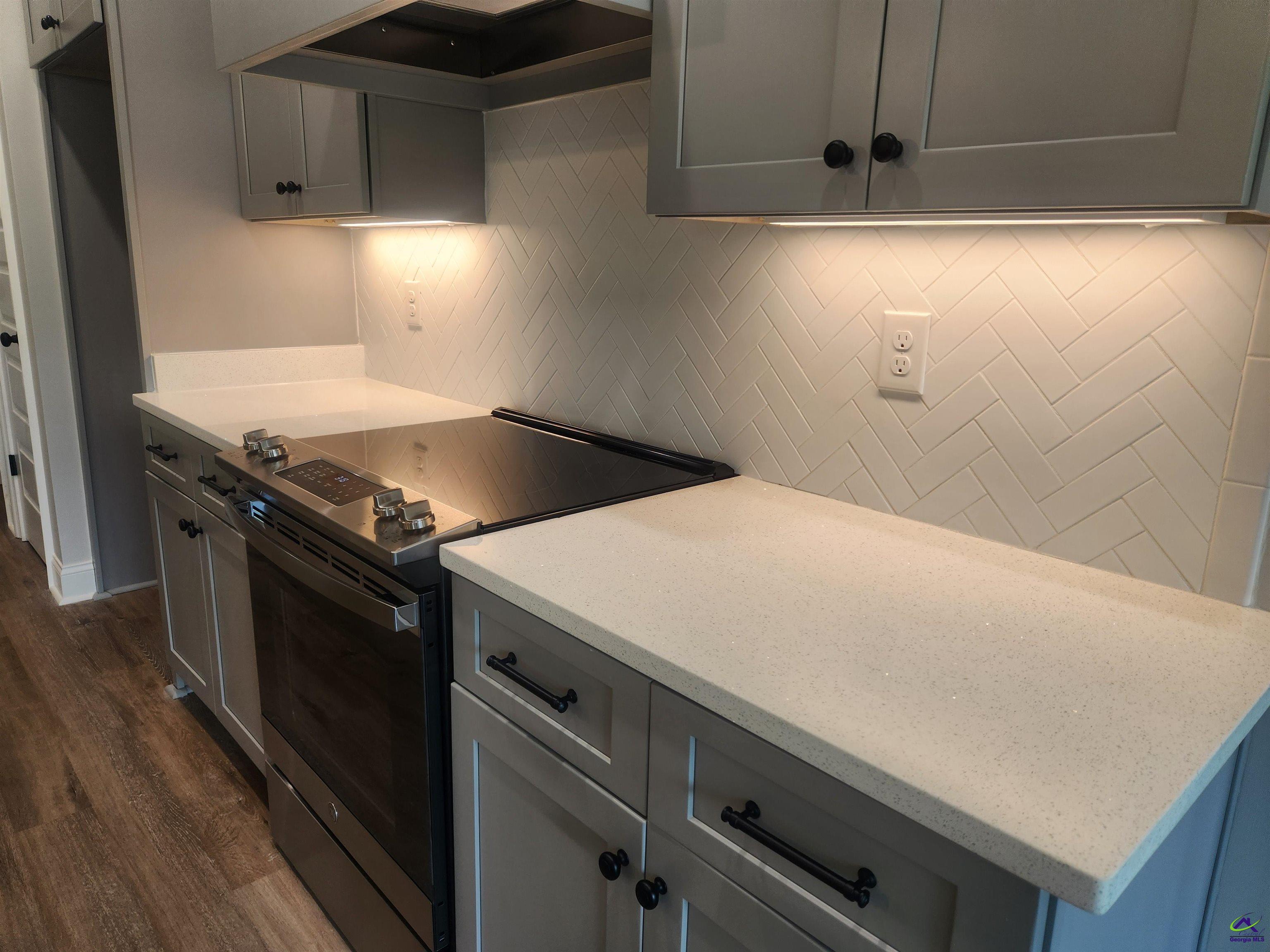 110 Lighterknot Trail