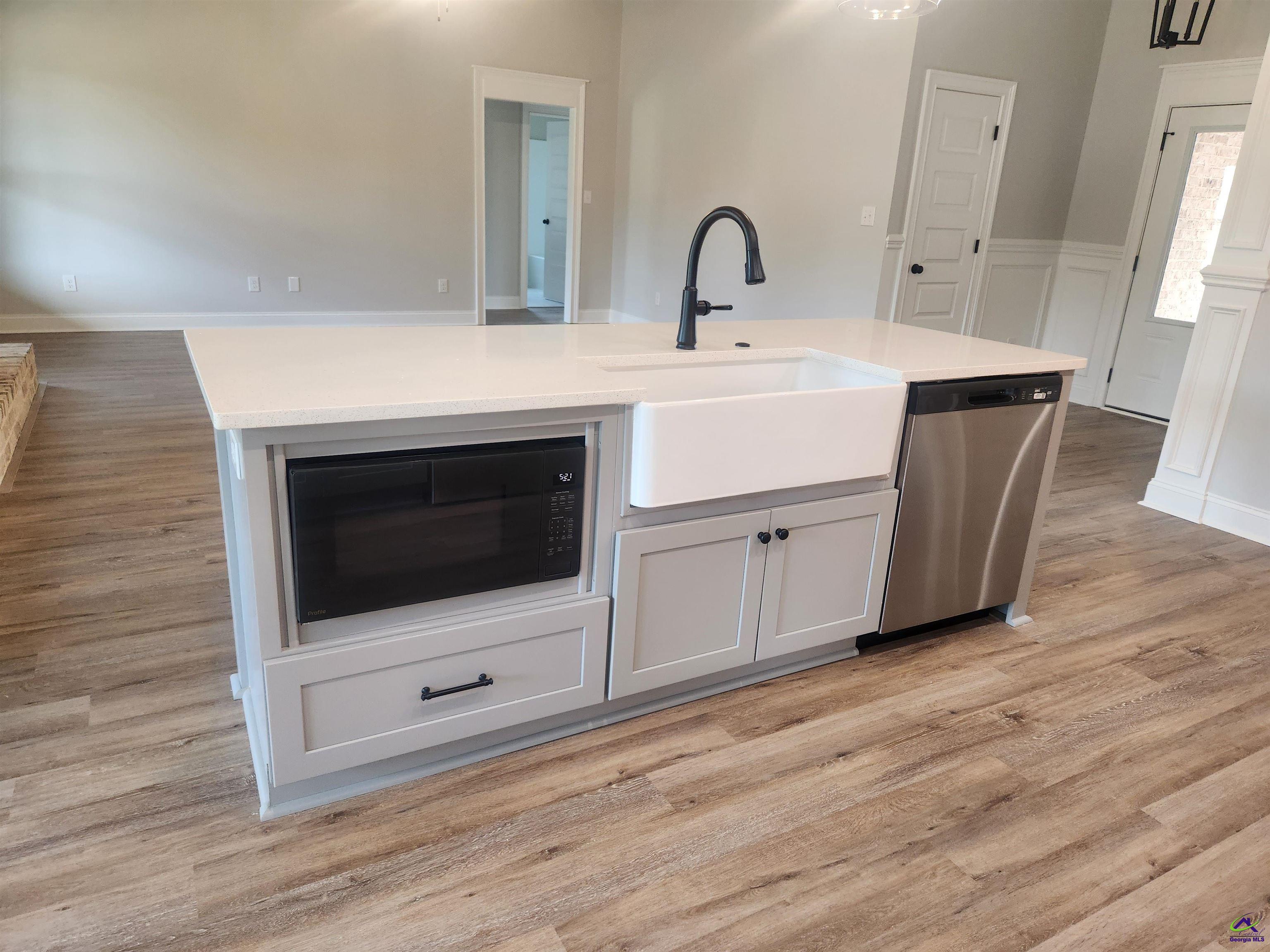 110 Lighterknot Trail