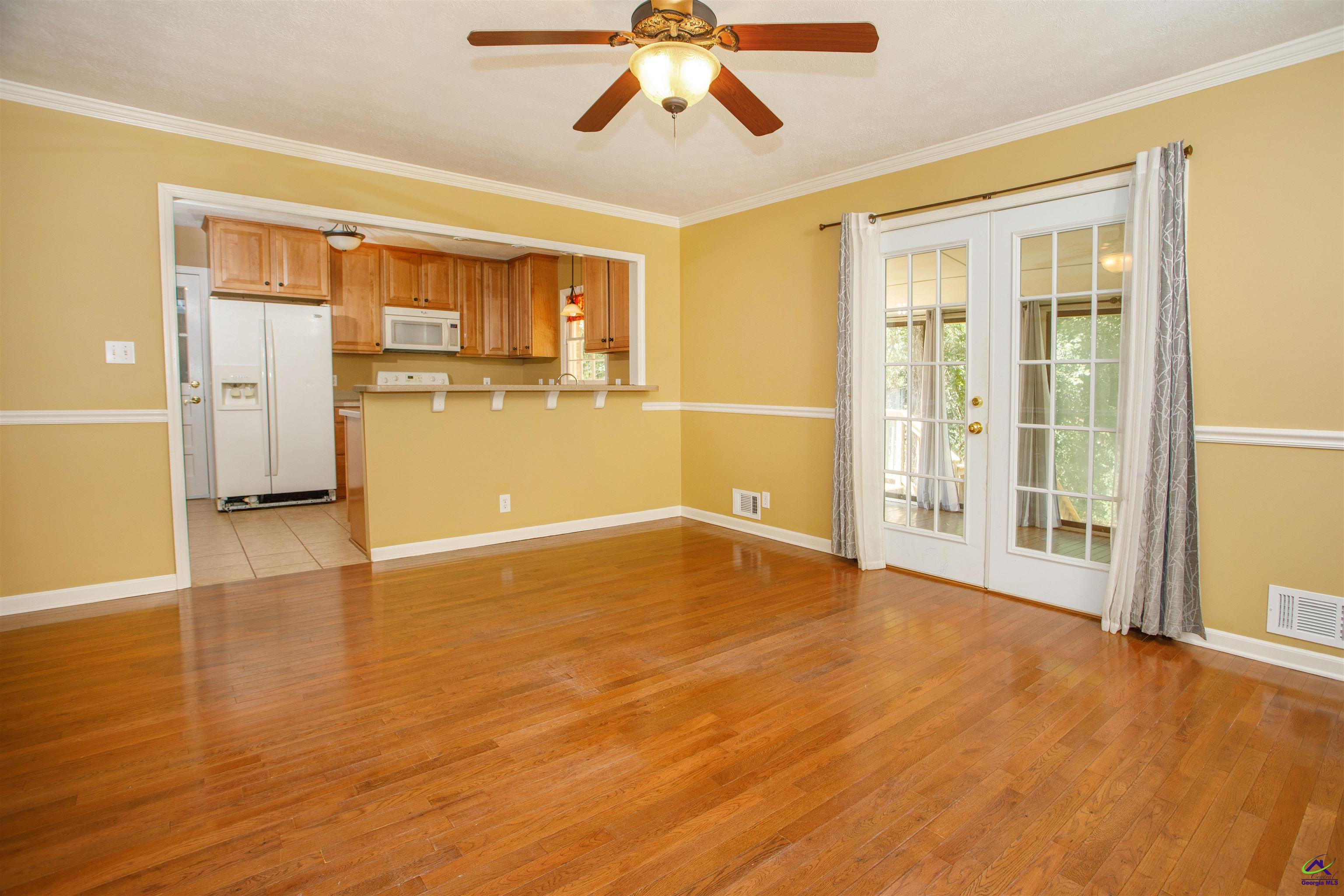 4895 Guerry Drive