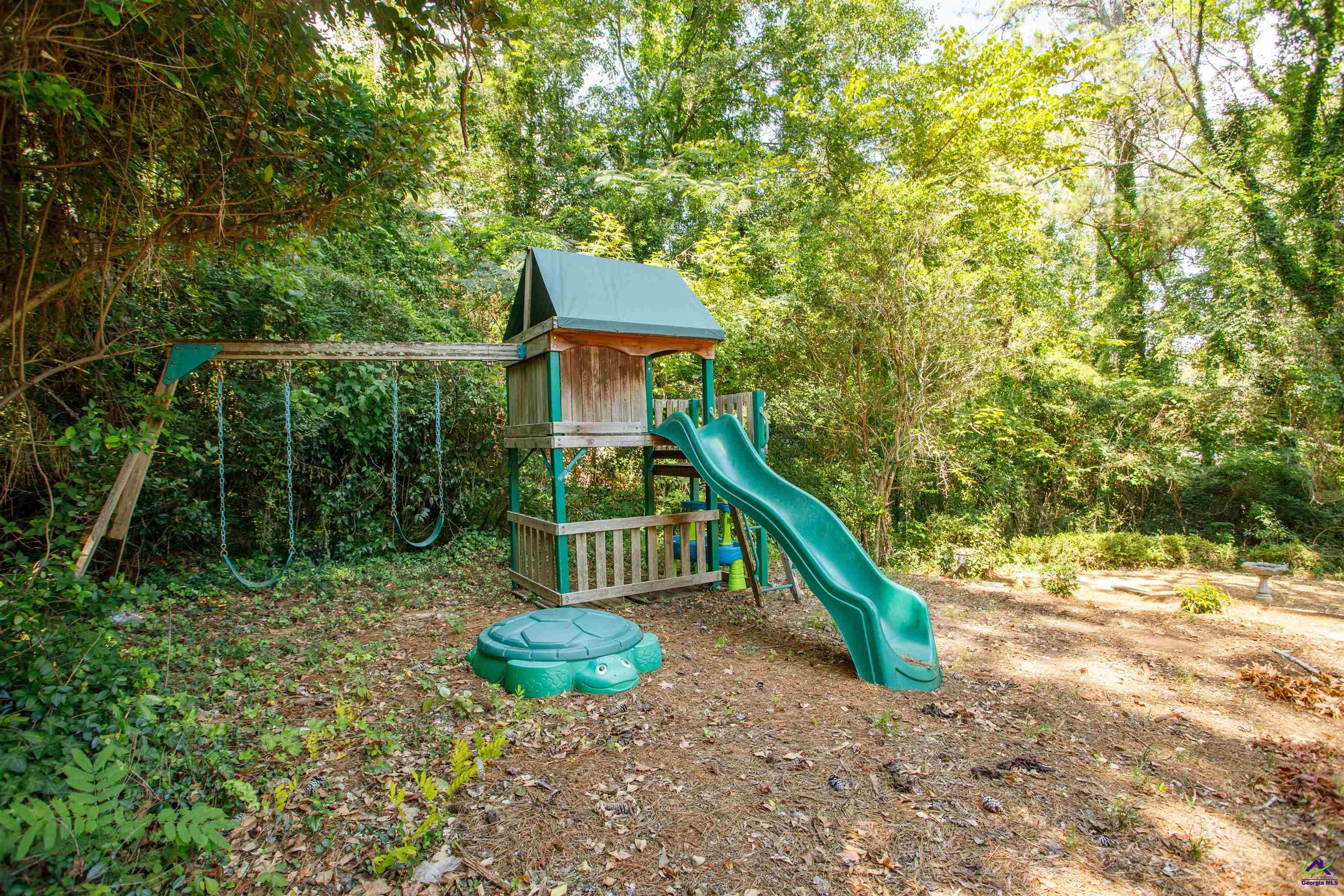 4895 Guerry Drive