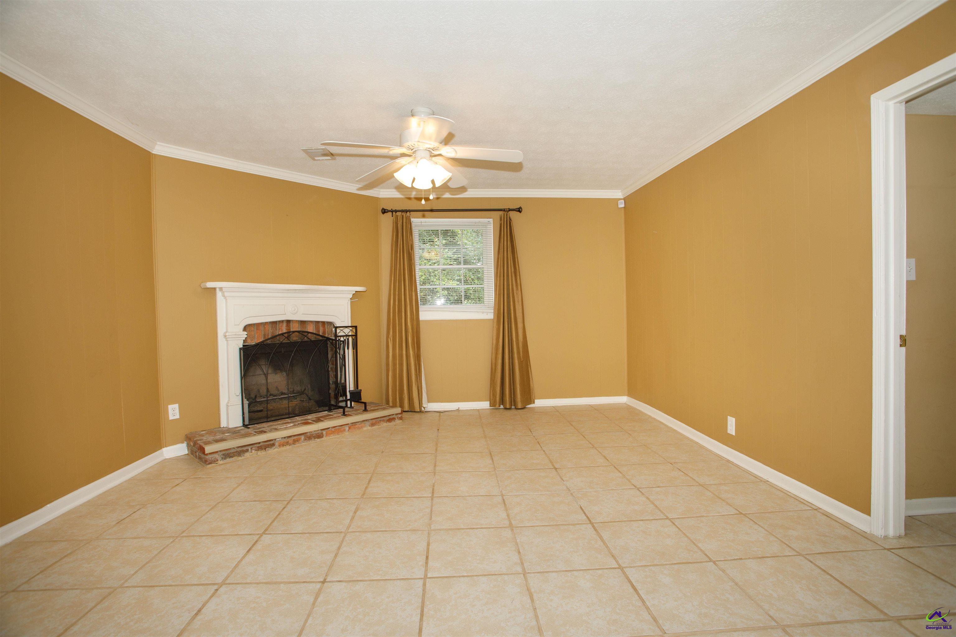 4895 Guerry Drive