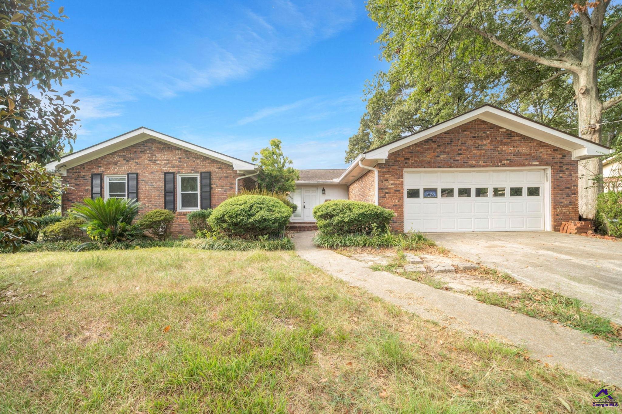 304 Tanglewood Court