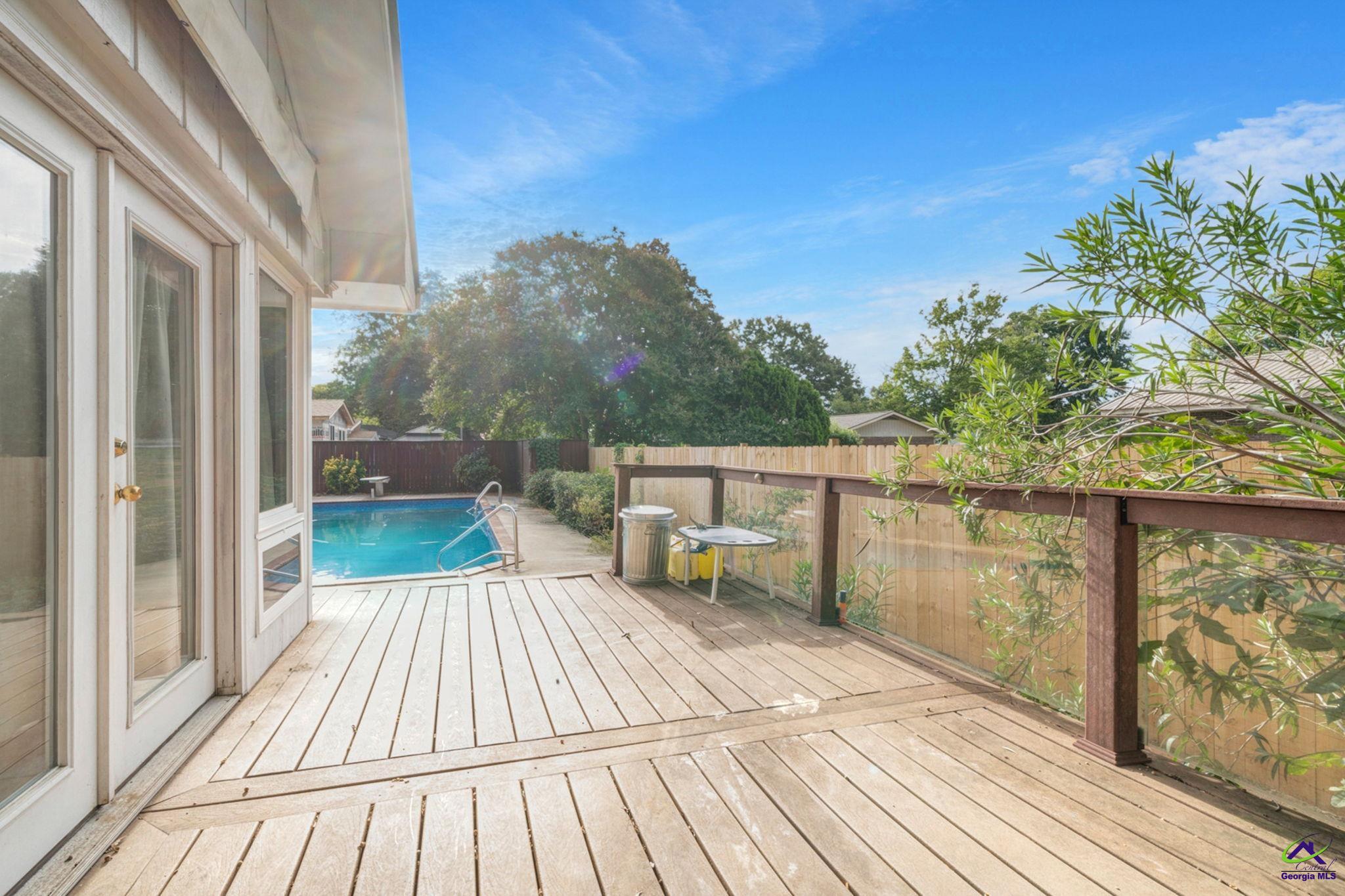 304 Tanglewood Court