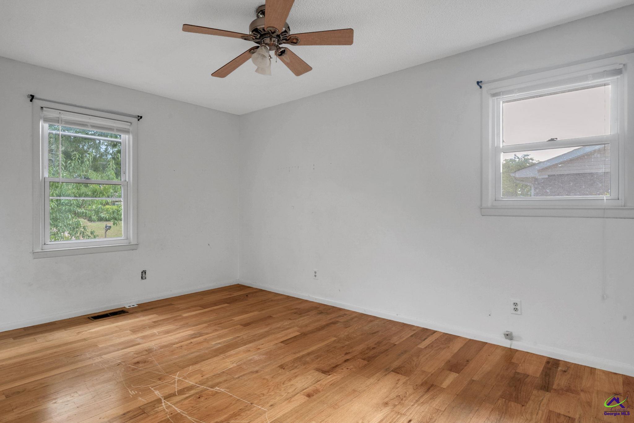 304 Tanglewood Court