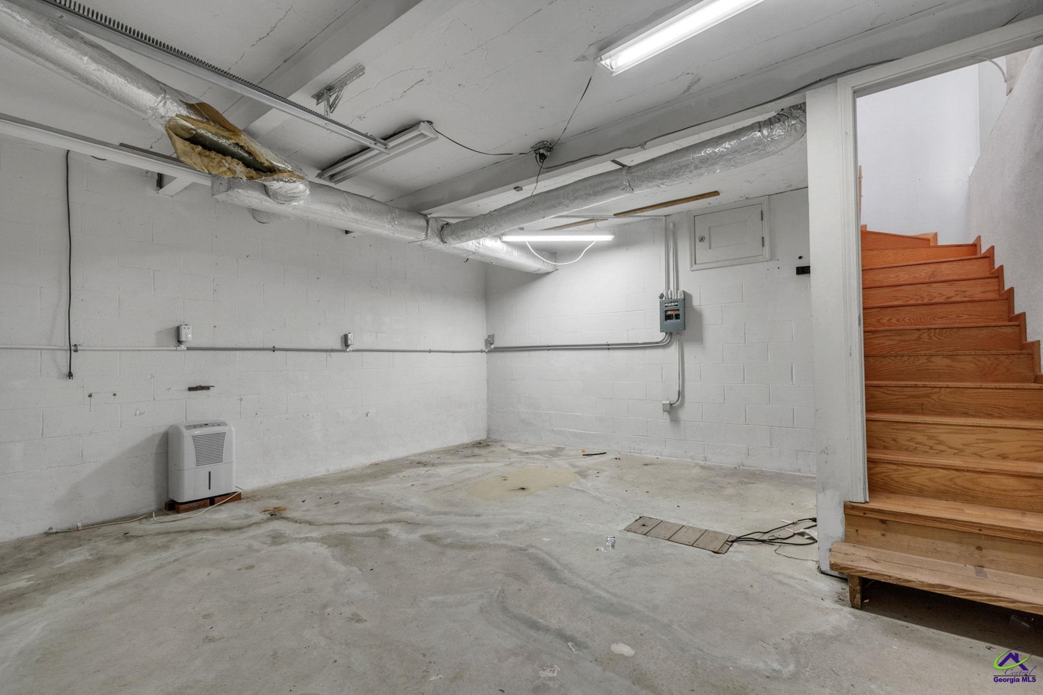 304 Tanglewood Court