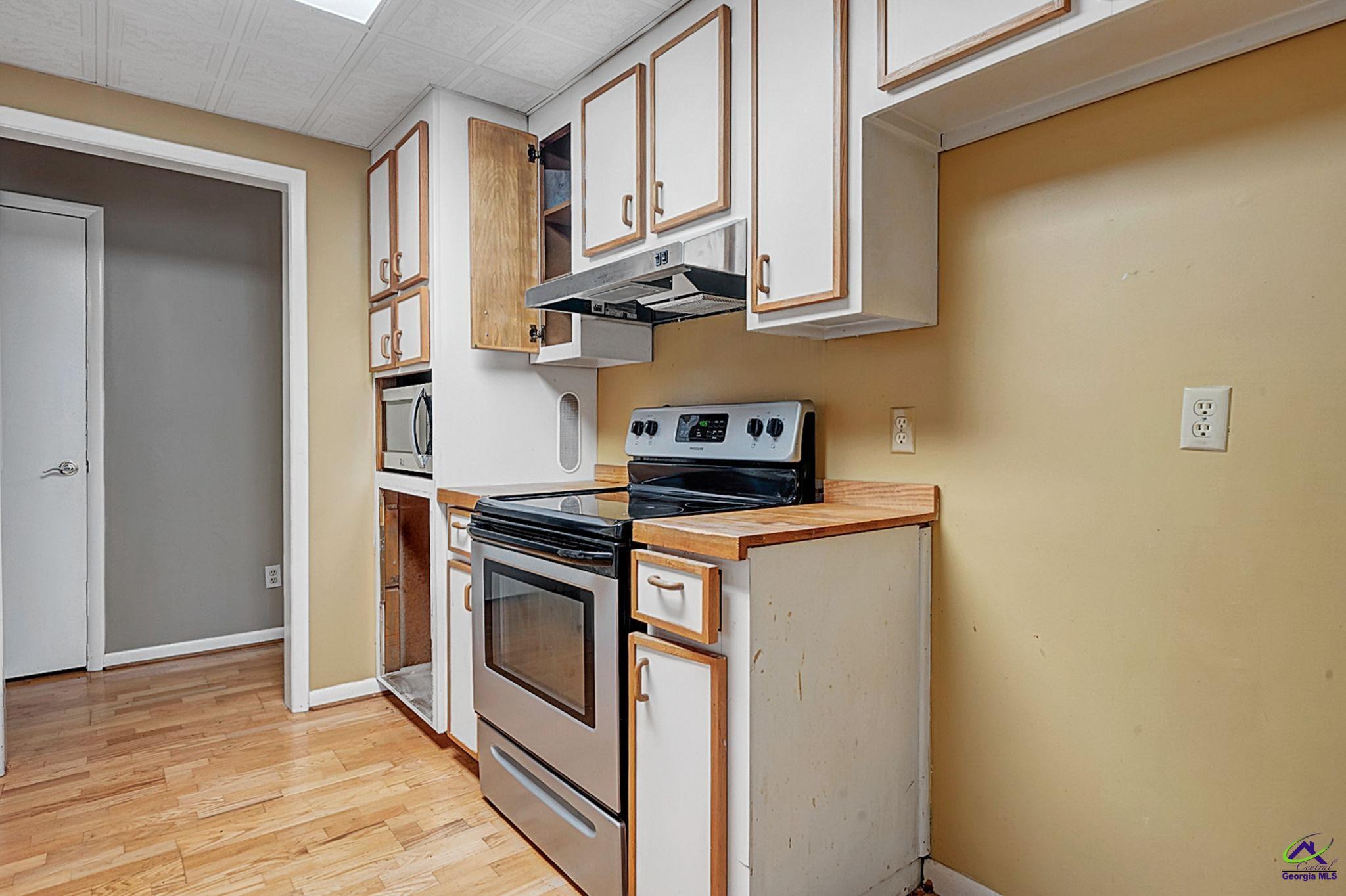 304 Tanglewood Court