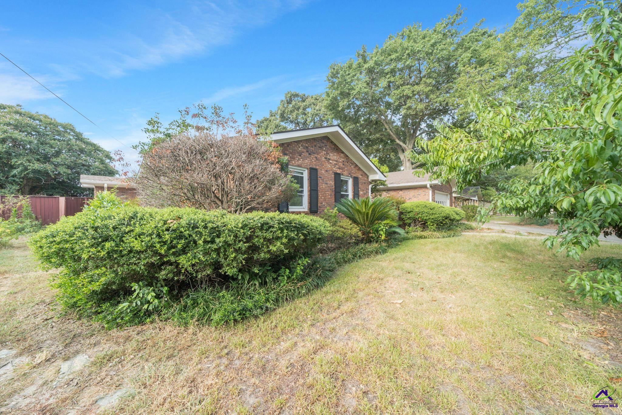 304 Tanglewood Court