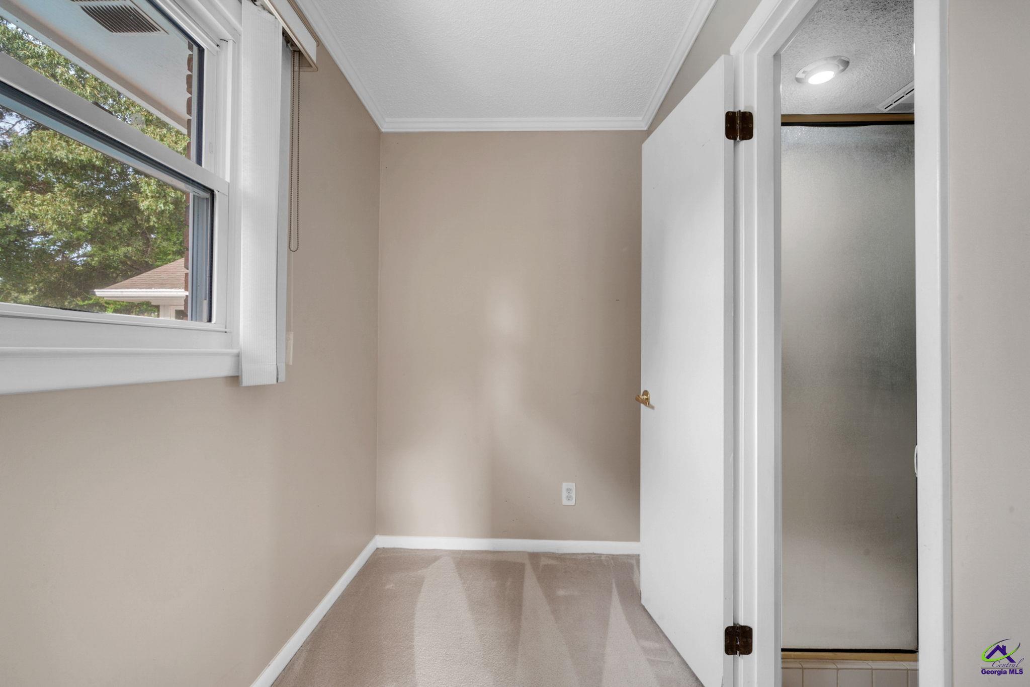 304 Tanglewood Court