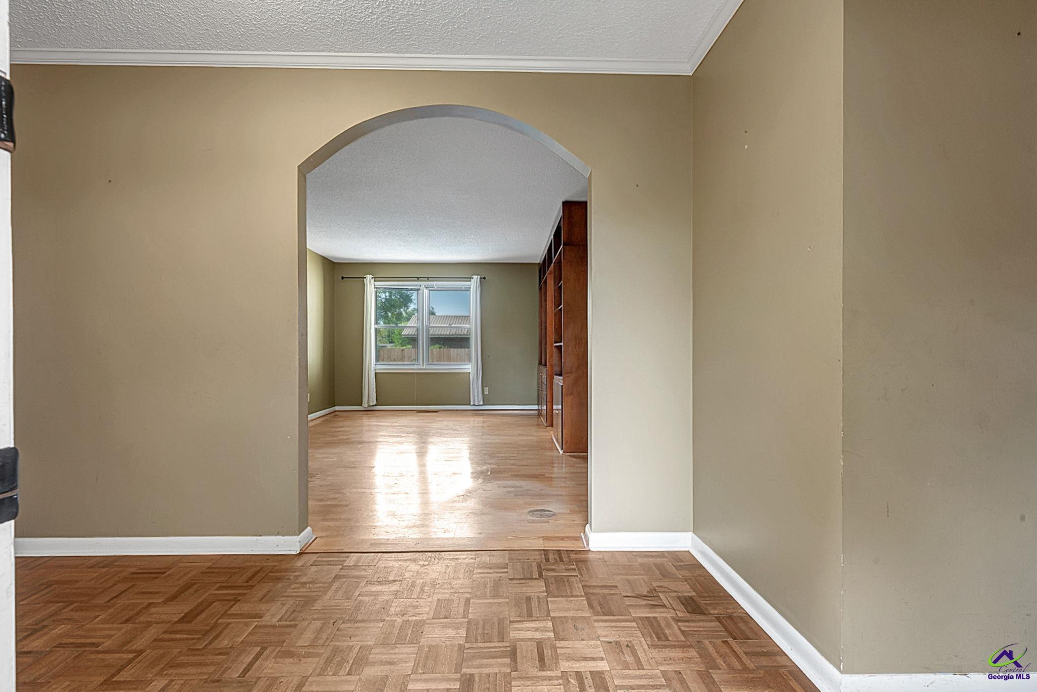 304 Tanglewood Court