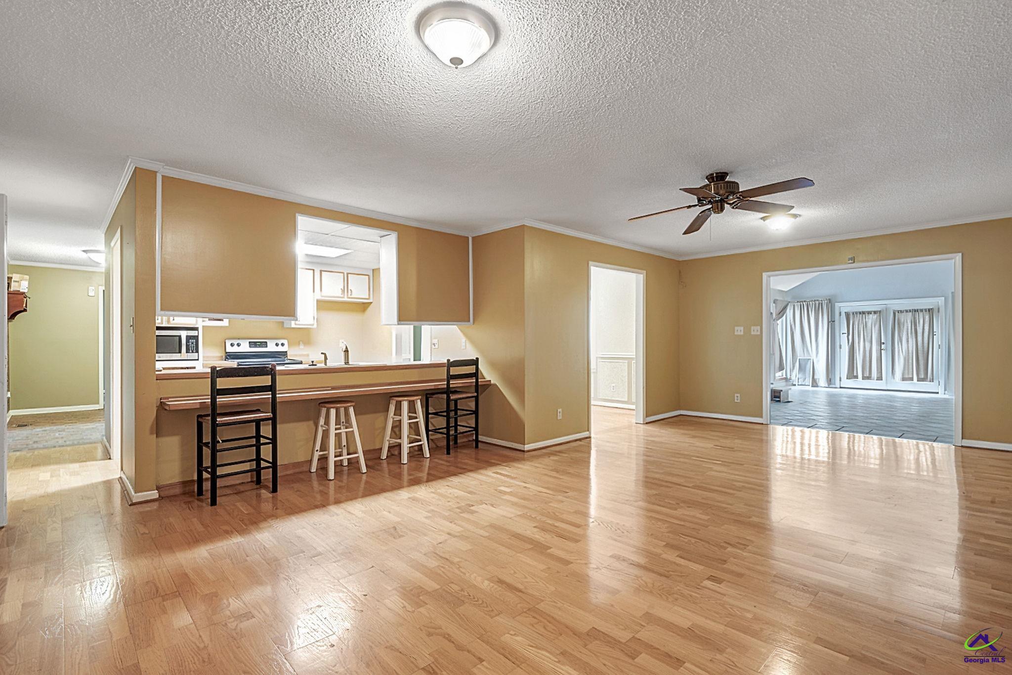 304 Tanglewood Court