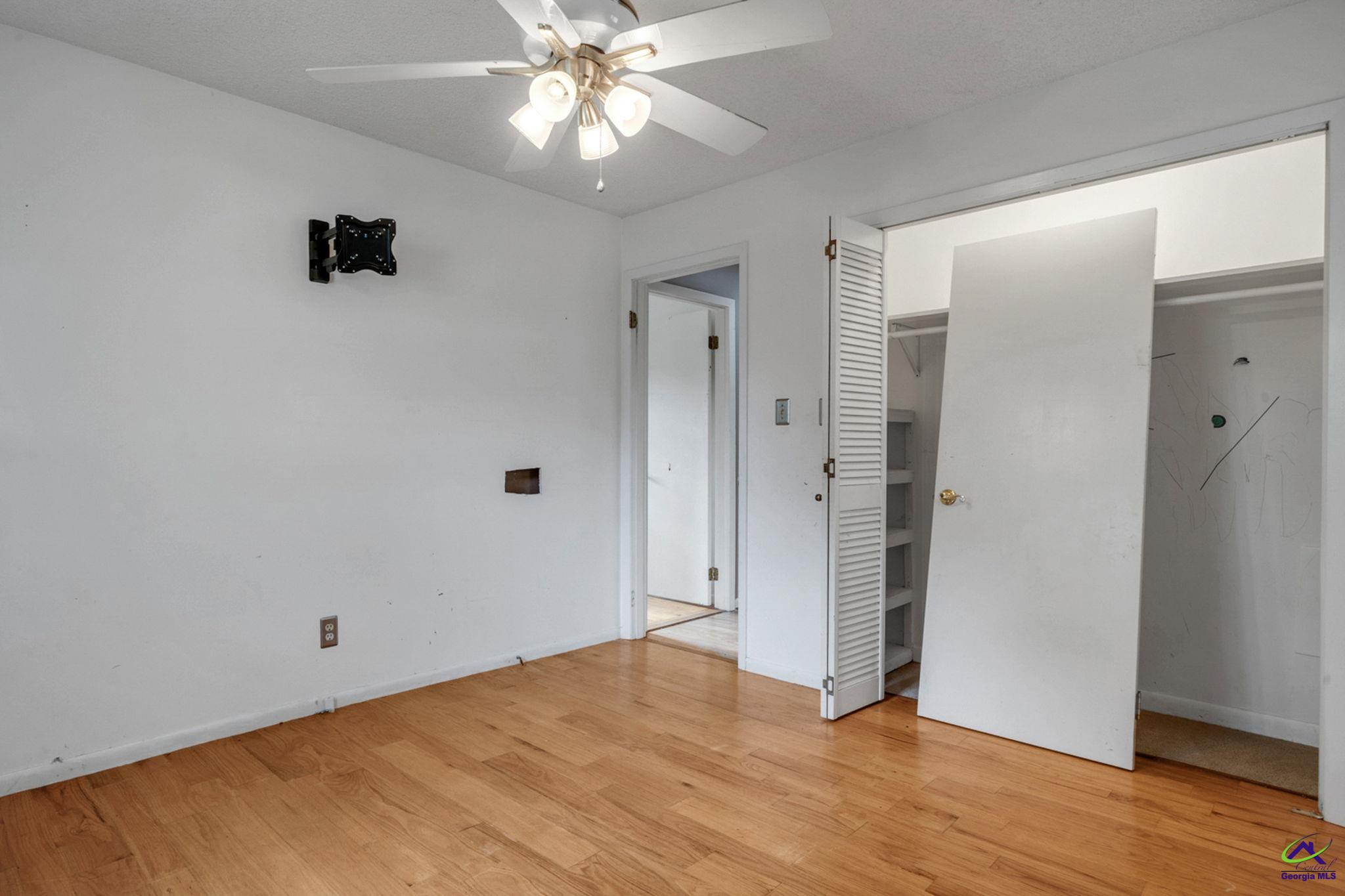 304 Tanglewood Court