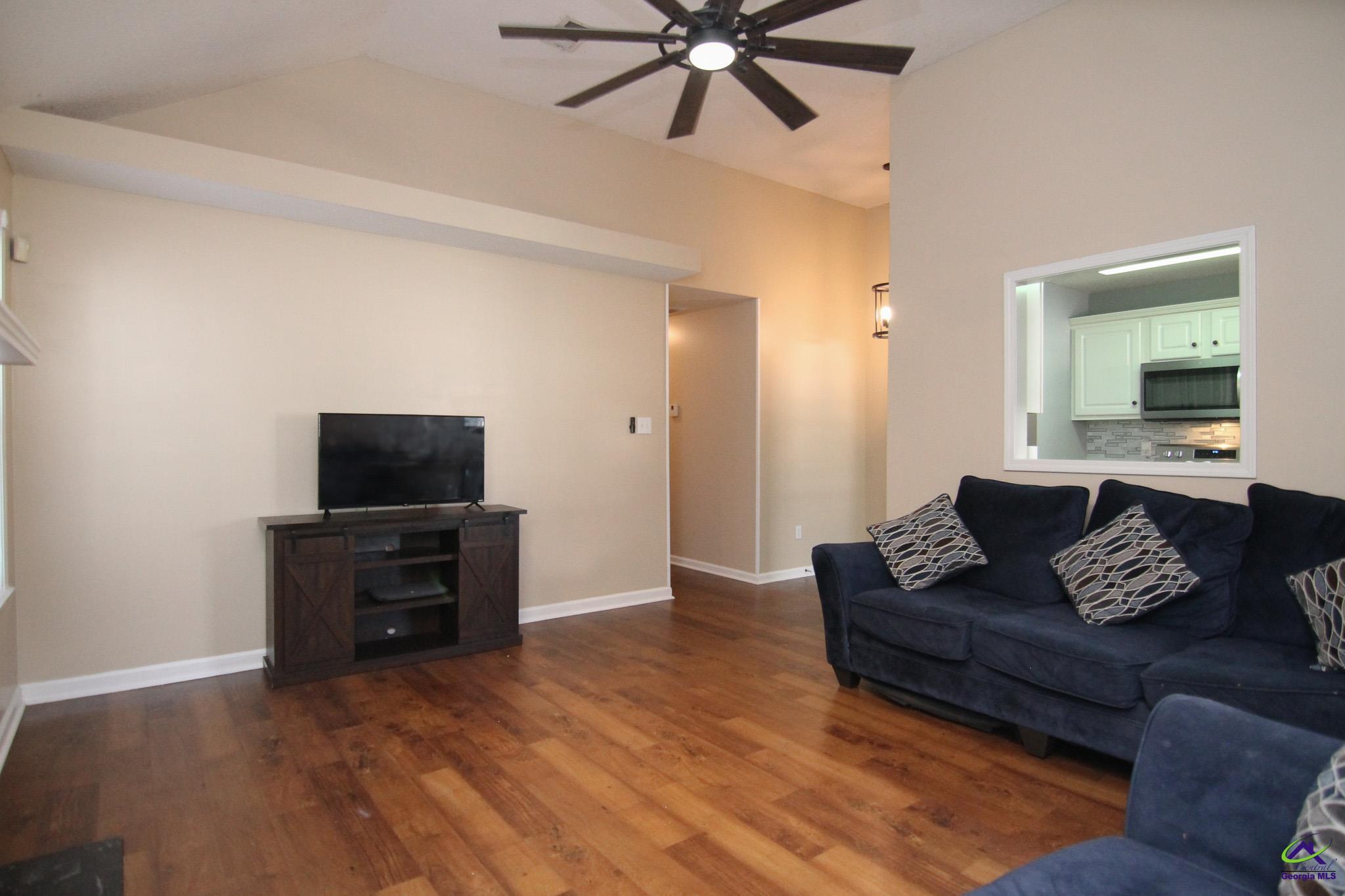 410 Wrasling Way