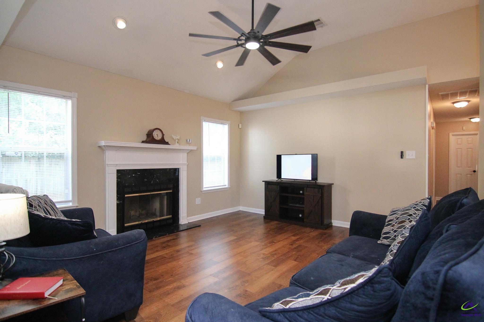 410 Wrasling Way