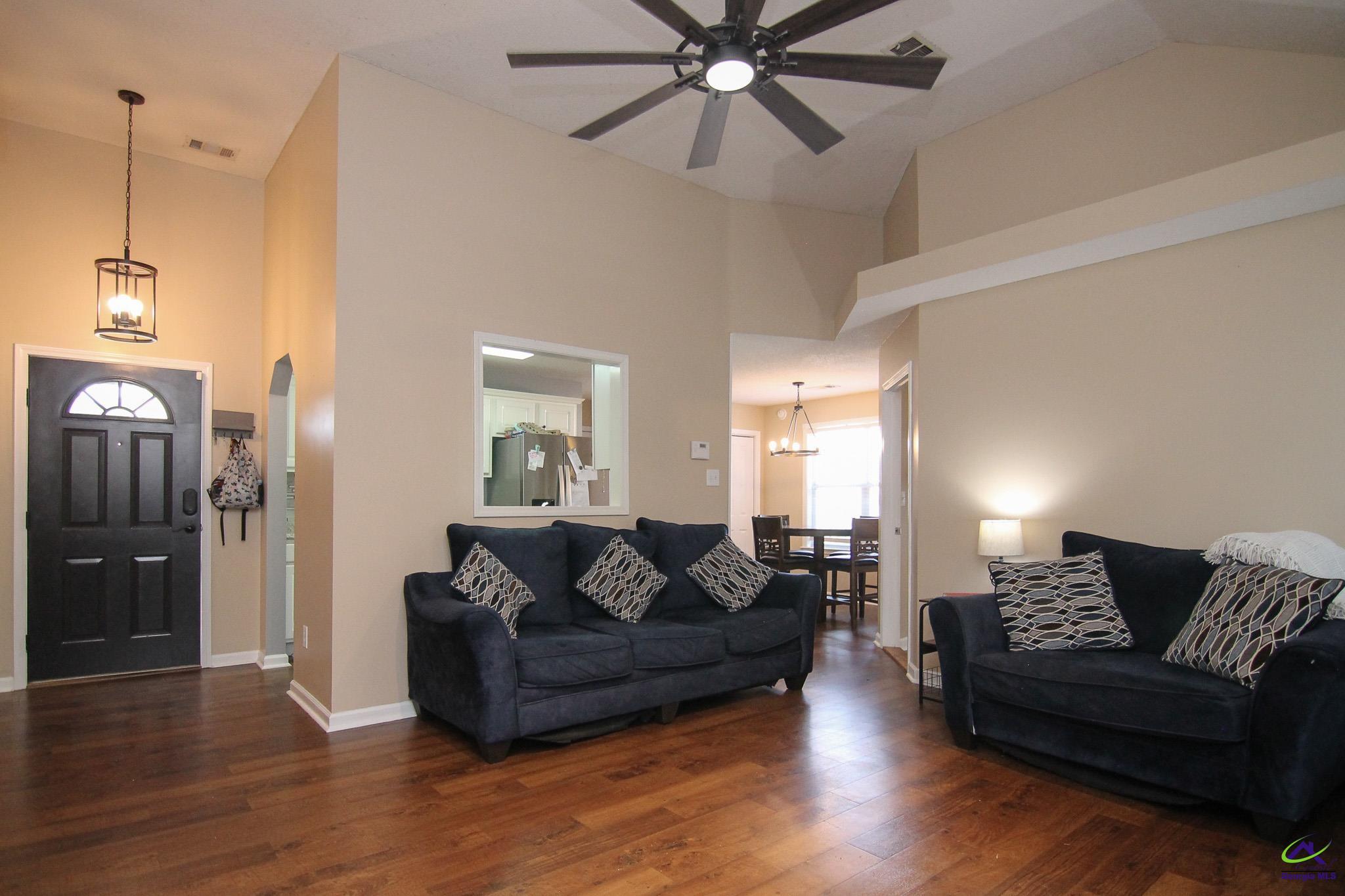 410 Wrasling Way
