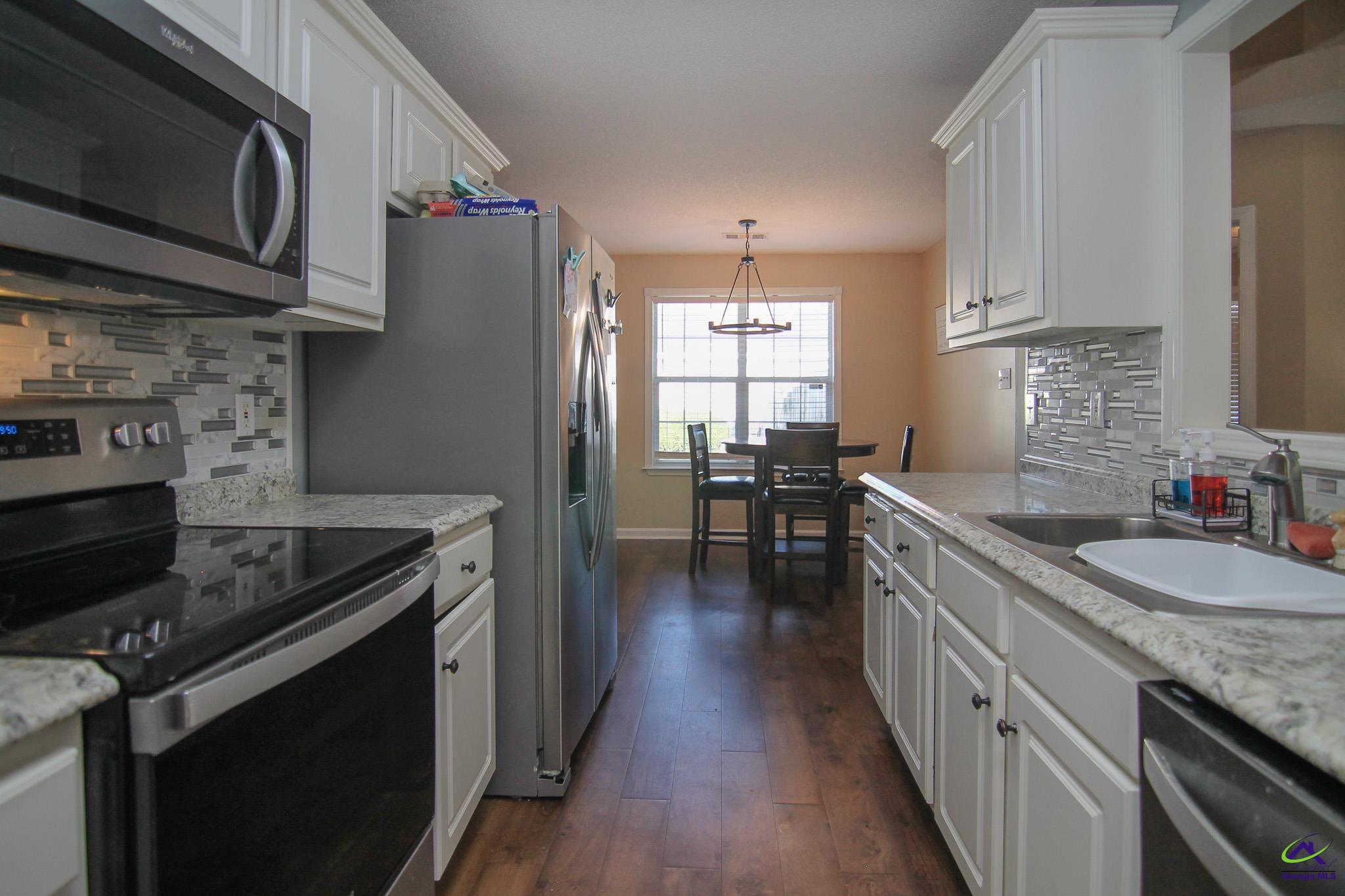 410 Wrasling Way