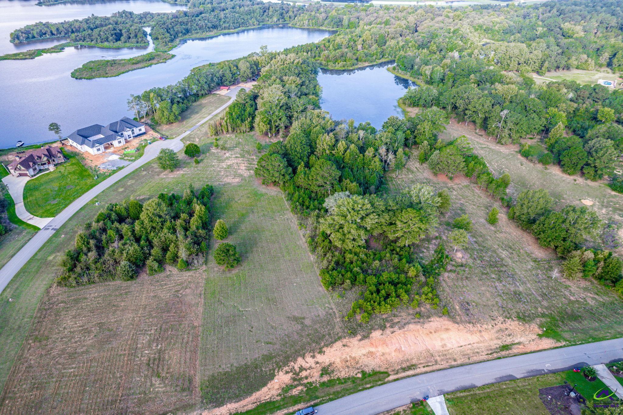 181 Peninsula Avenue