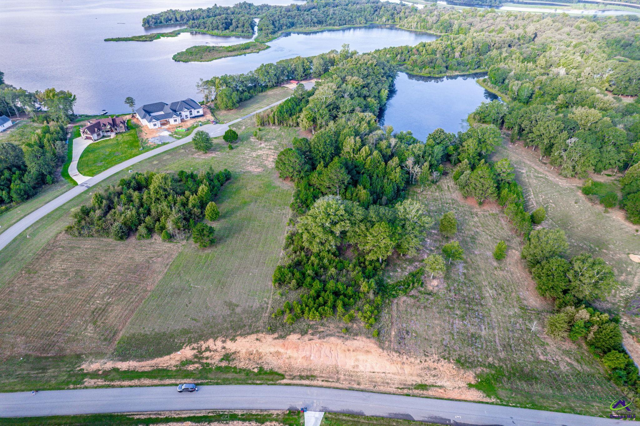 181 Peninsula Avenue