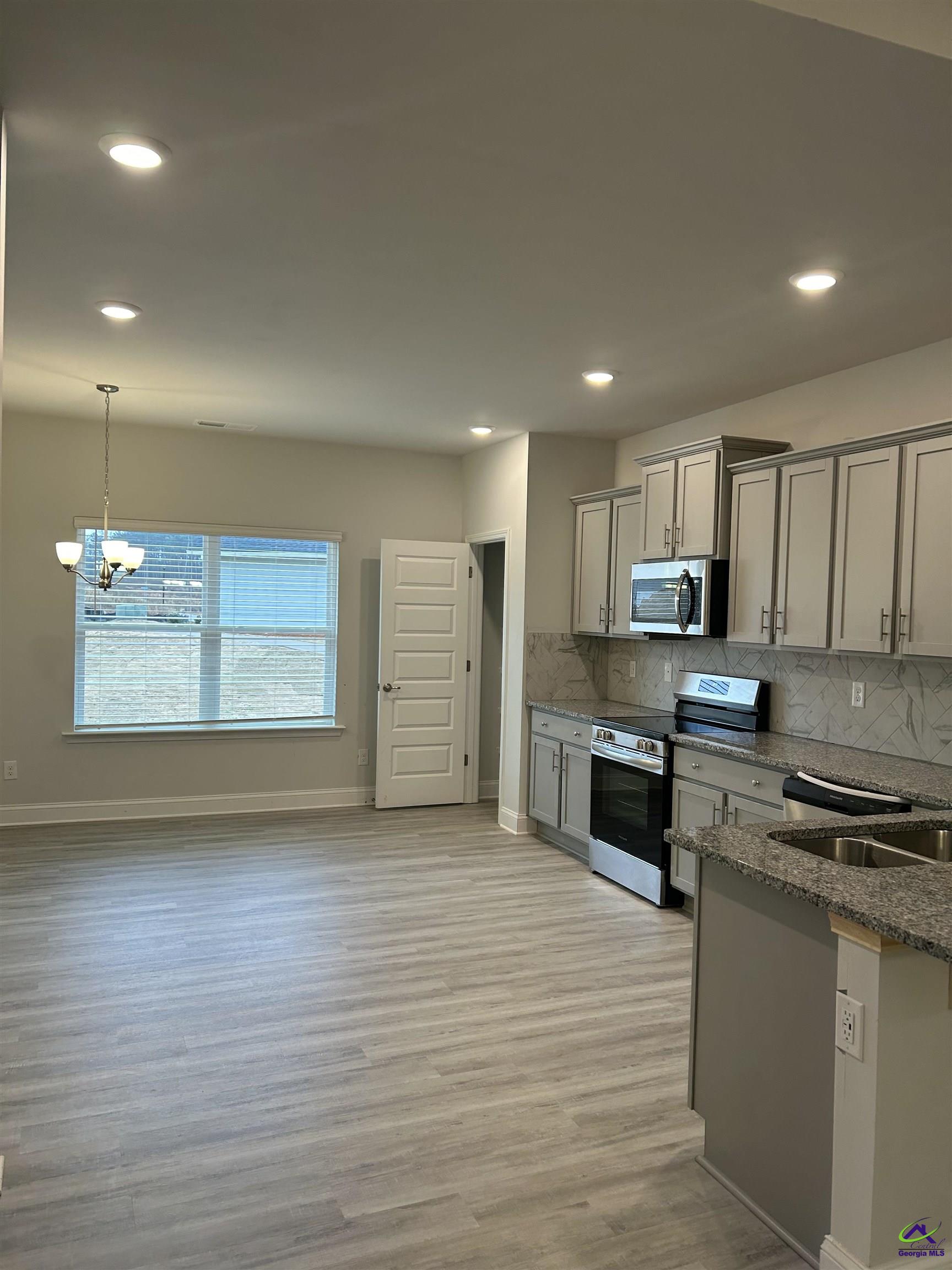 1314 Barrington Place Cove