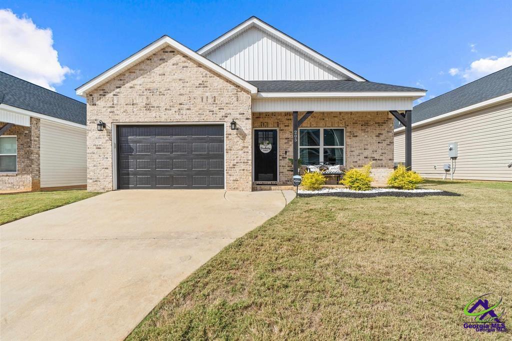 205 Beau Claire Circle