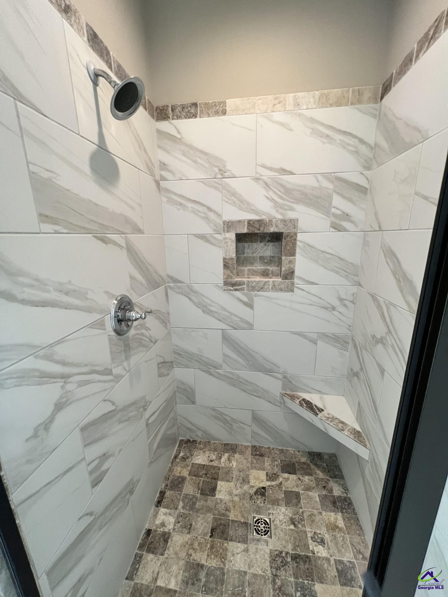 118 Susanne's Retreat