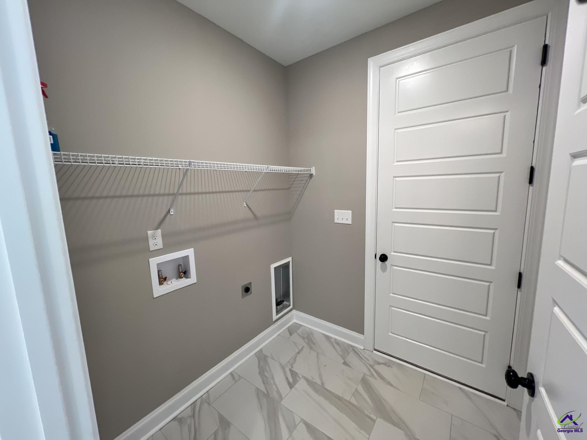 118 Susanne's Retreat