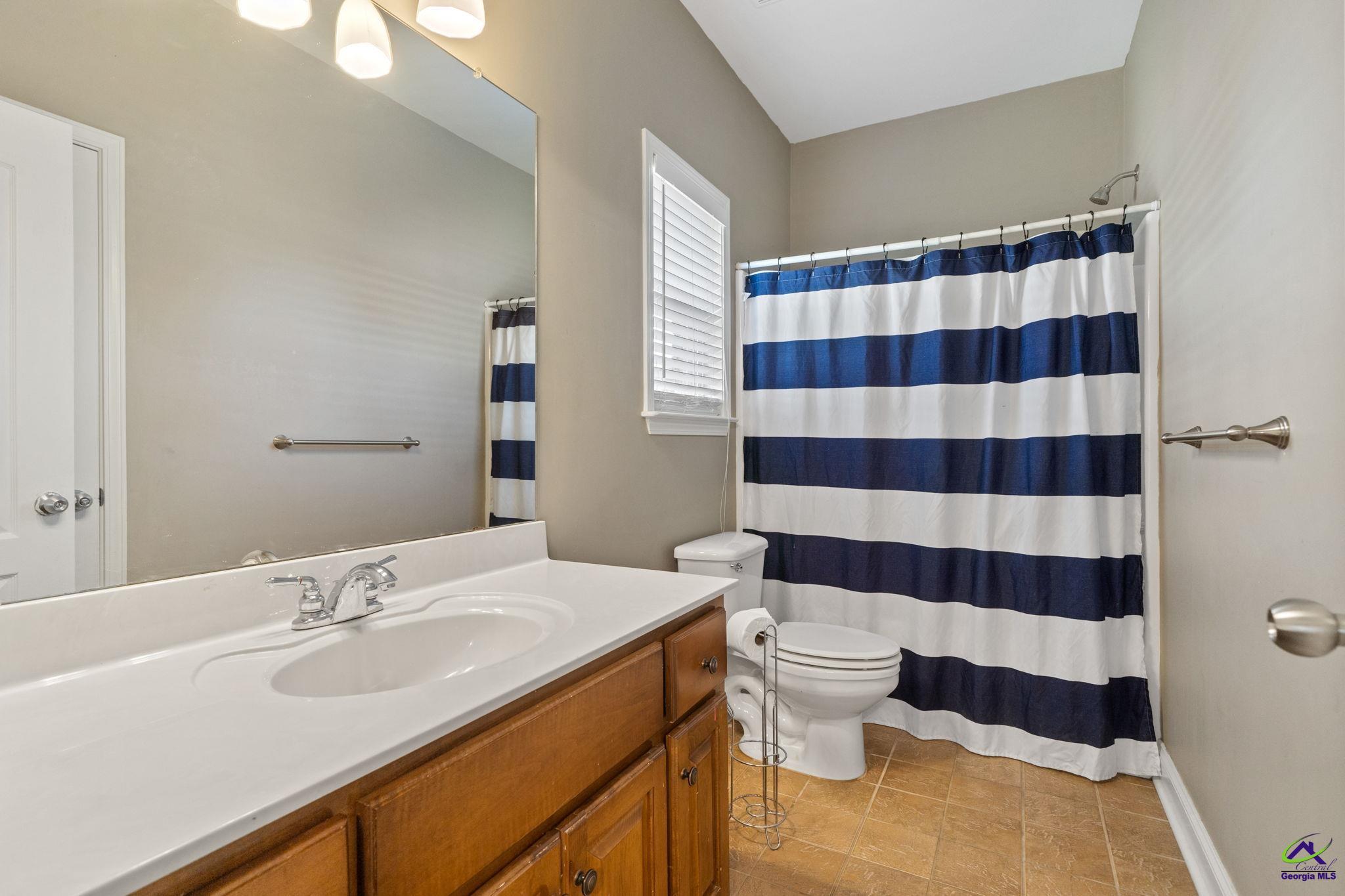 320 Montview Way
