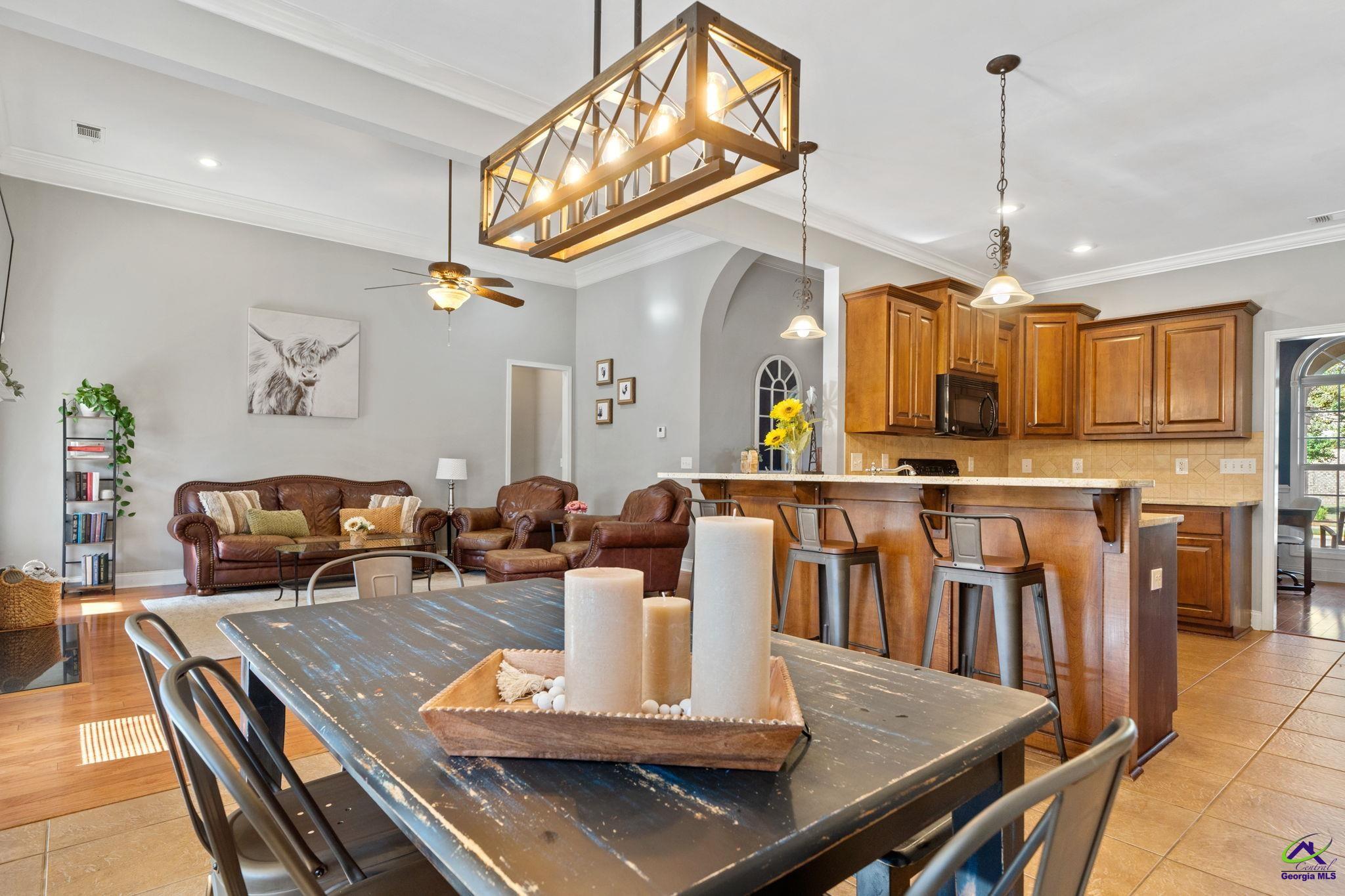320 Montview Way
