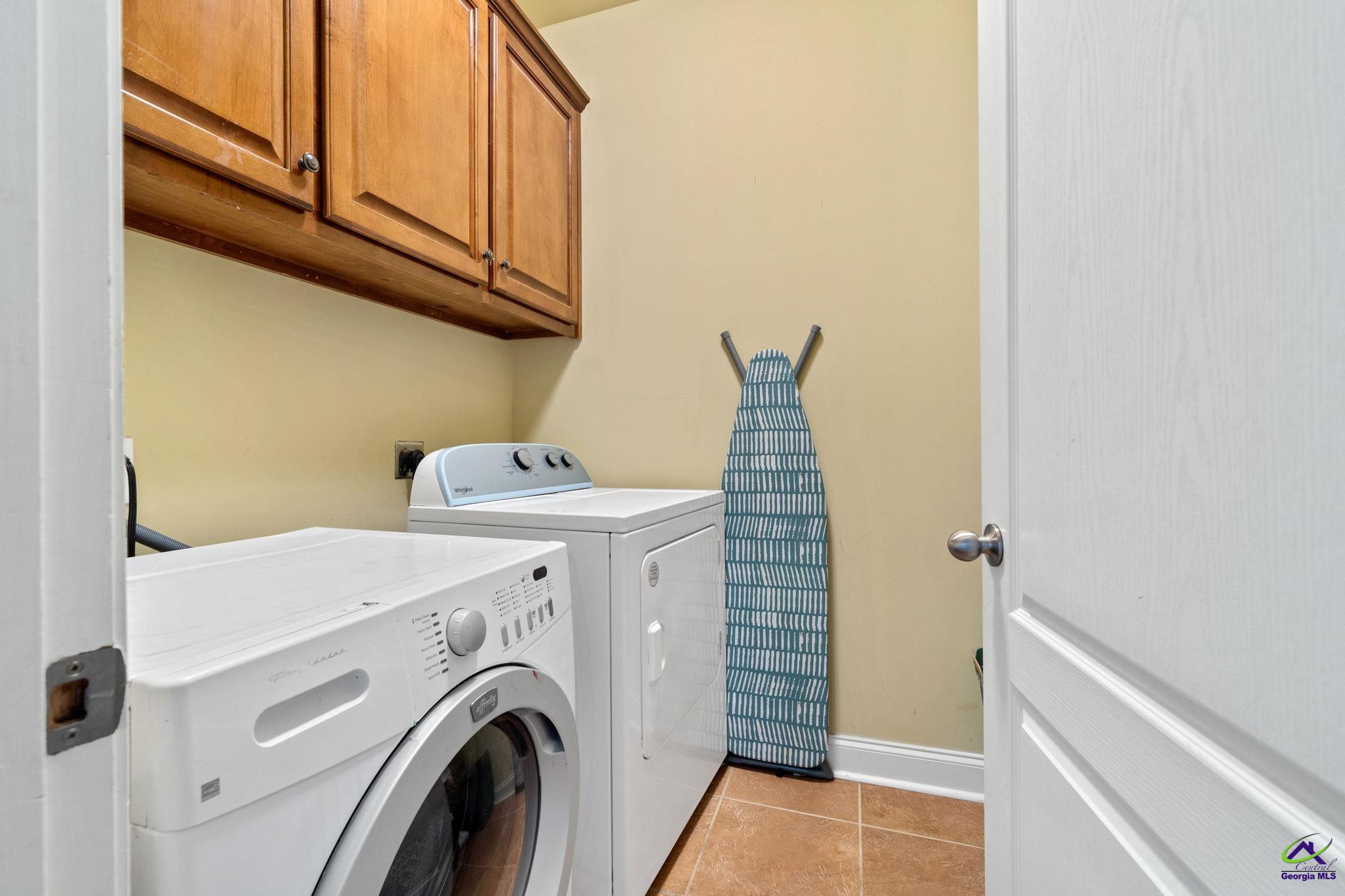 320 Montview Way