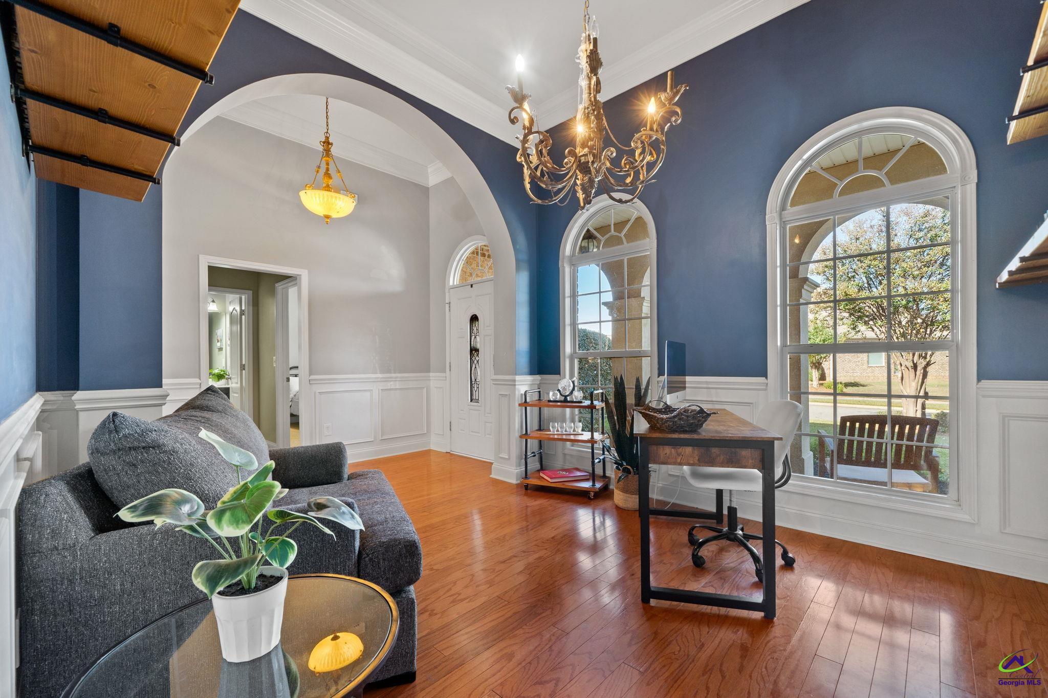 320 Montview Way