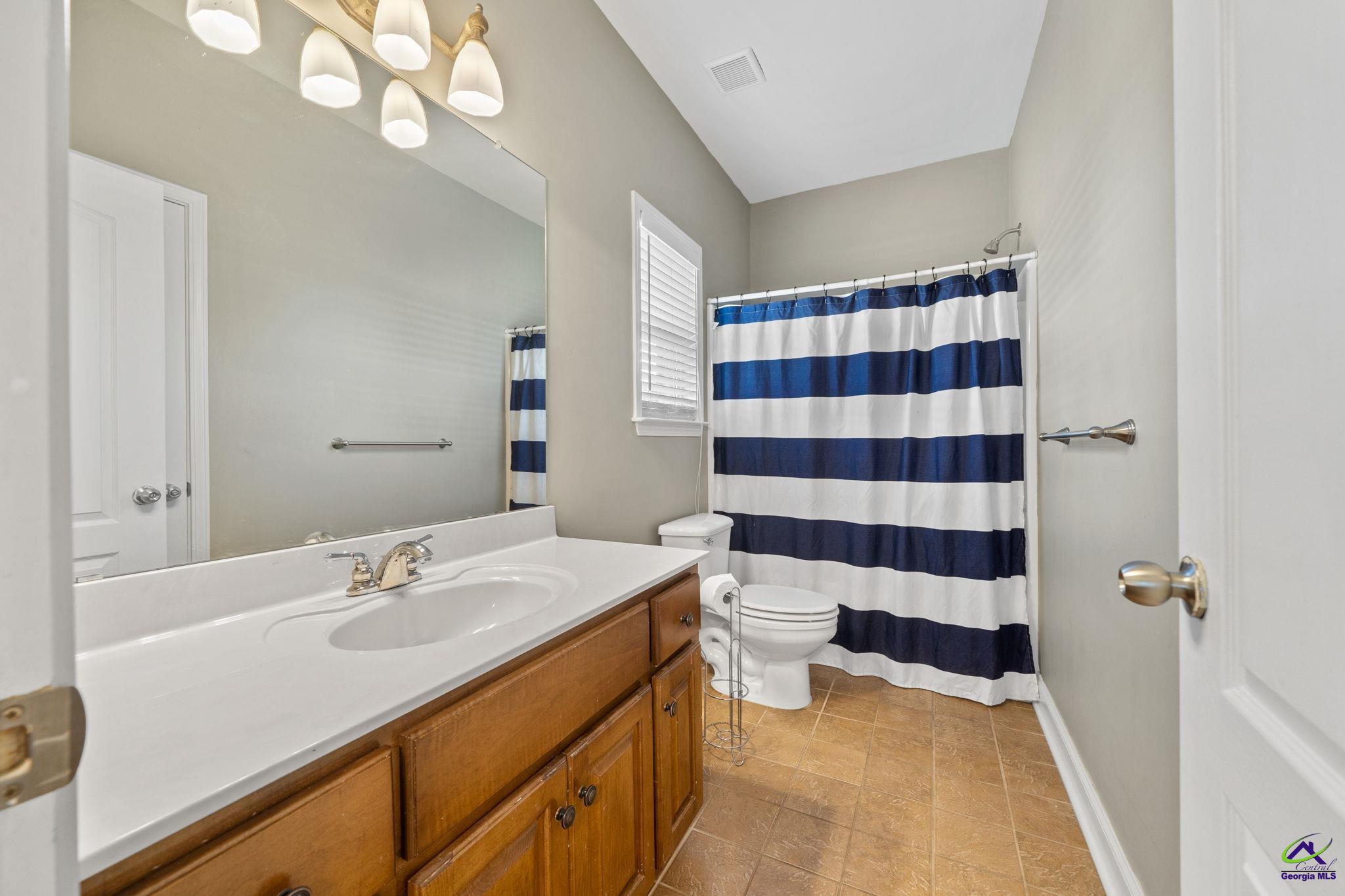 320 Montview Way