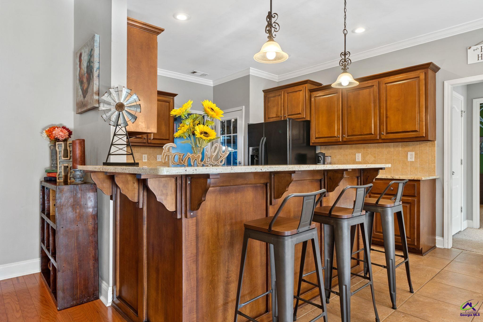 320 Montview Way