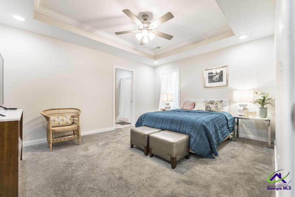 204 Laurel Woods Drive