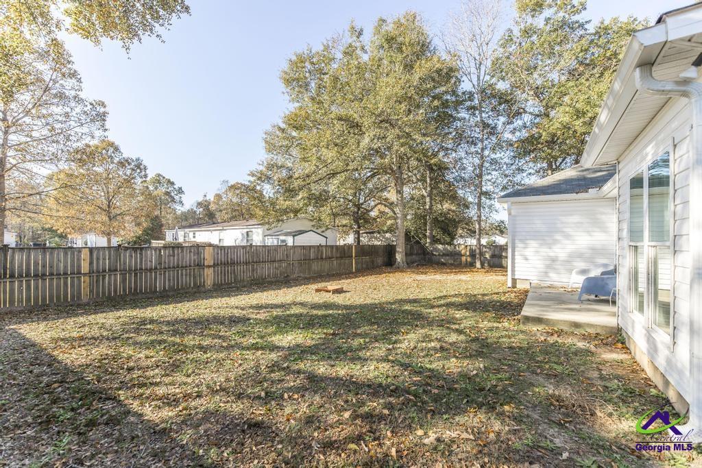 204 Laurel Woods Drive