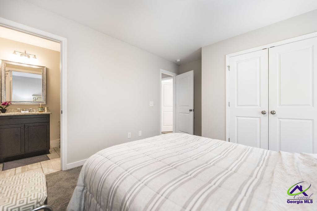 204 Laurel Woods Drive