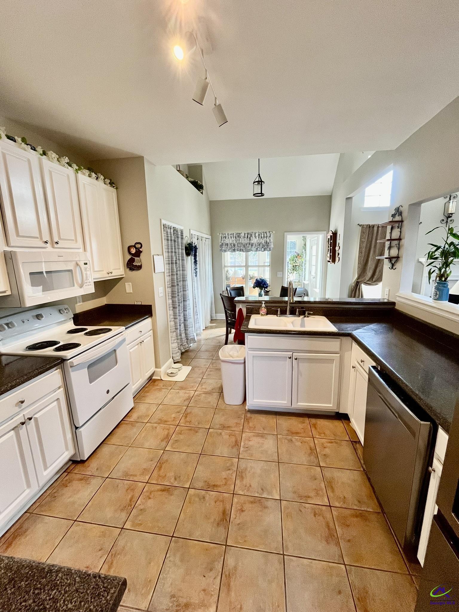 107 Anjul Court