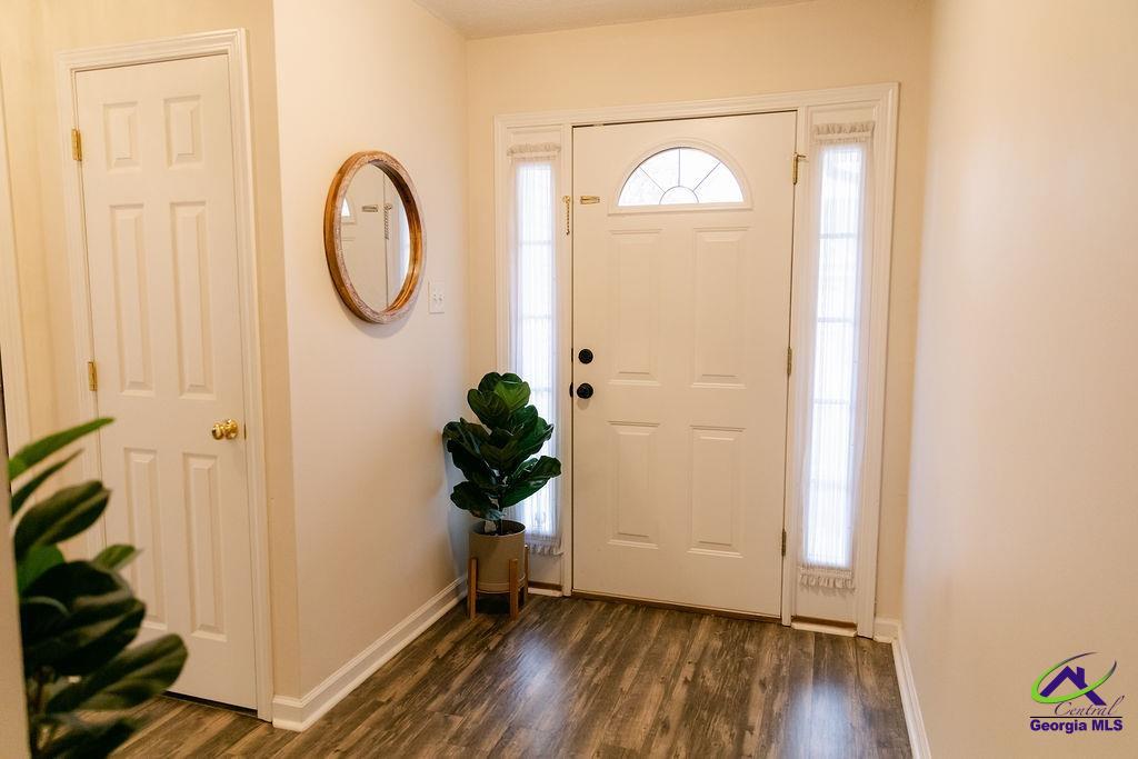 109 Hatchbend Court