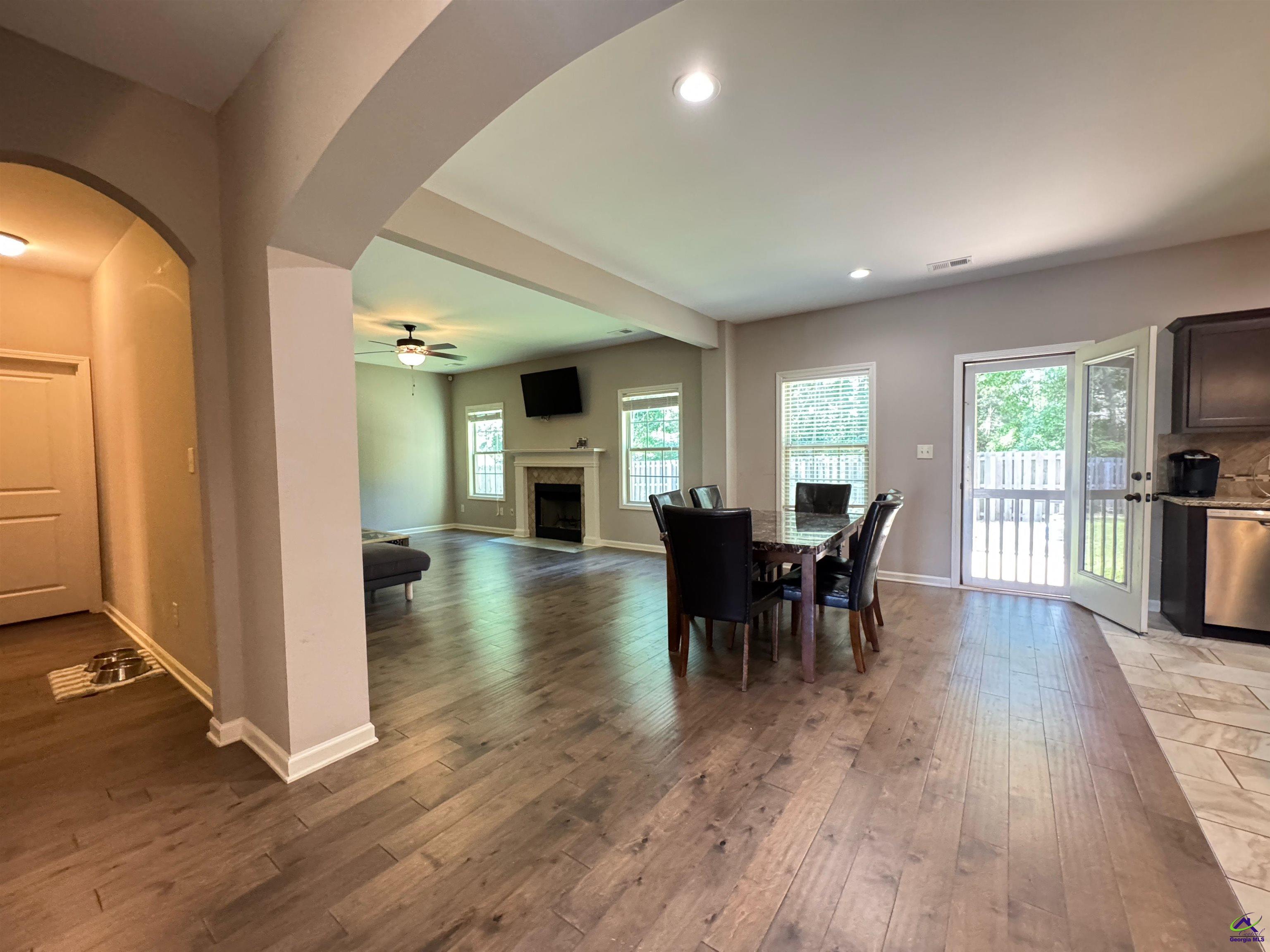 305 Dog Fennel Lane