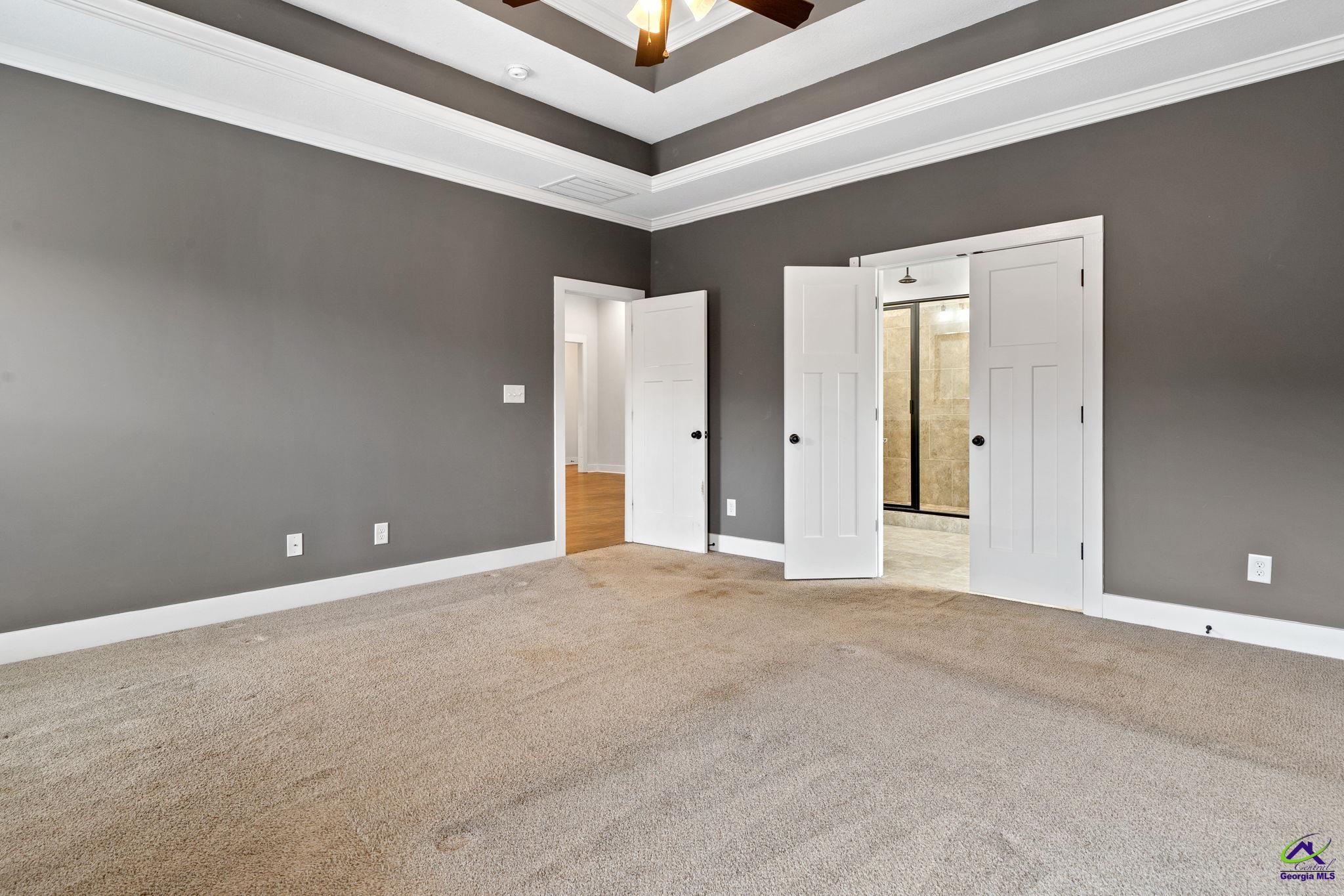 211 Hunts Landing Drive