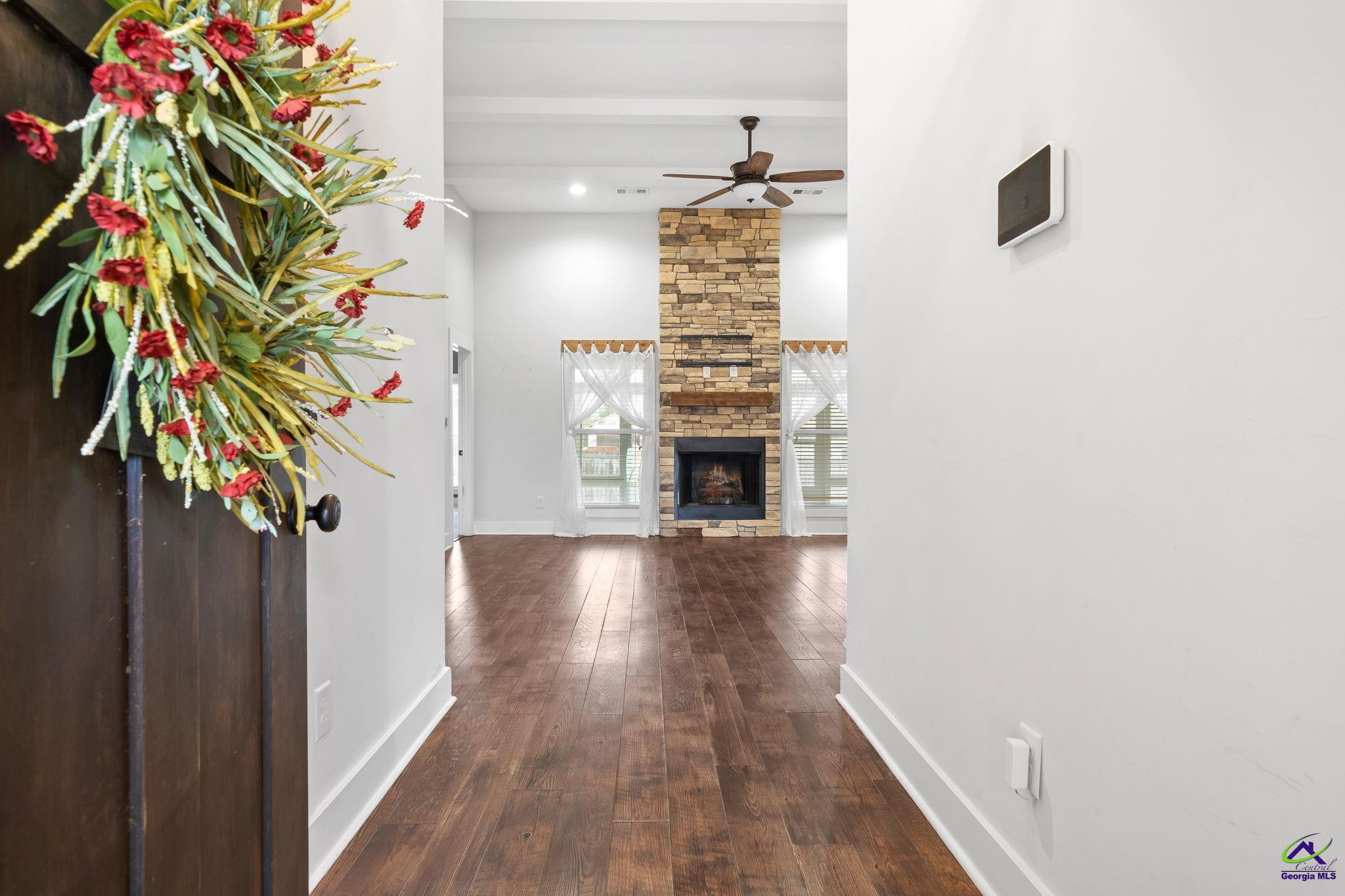 211 Hunts Landing Drive