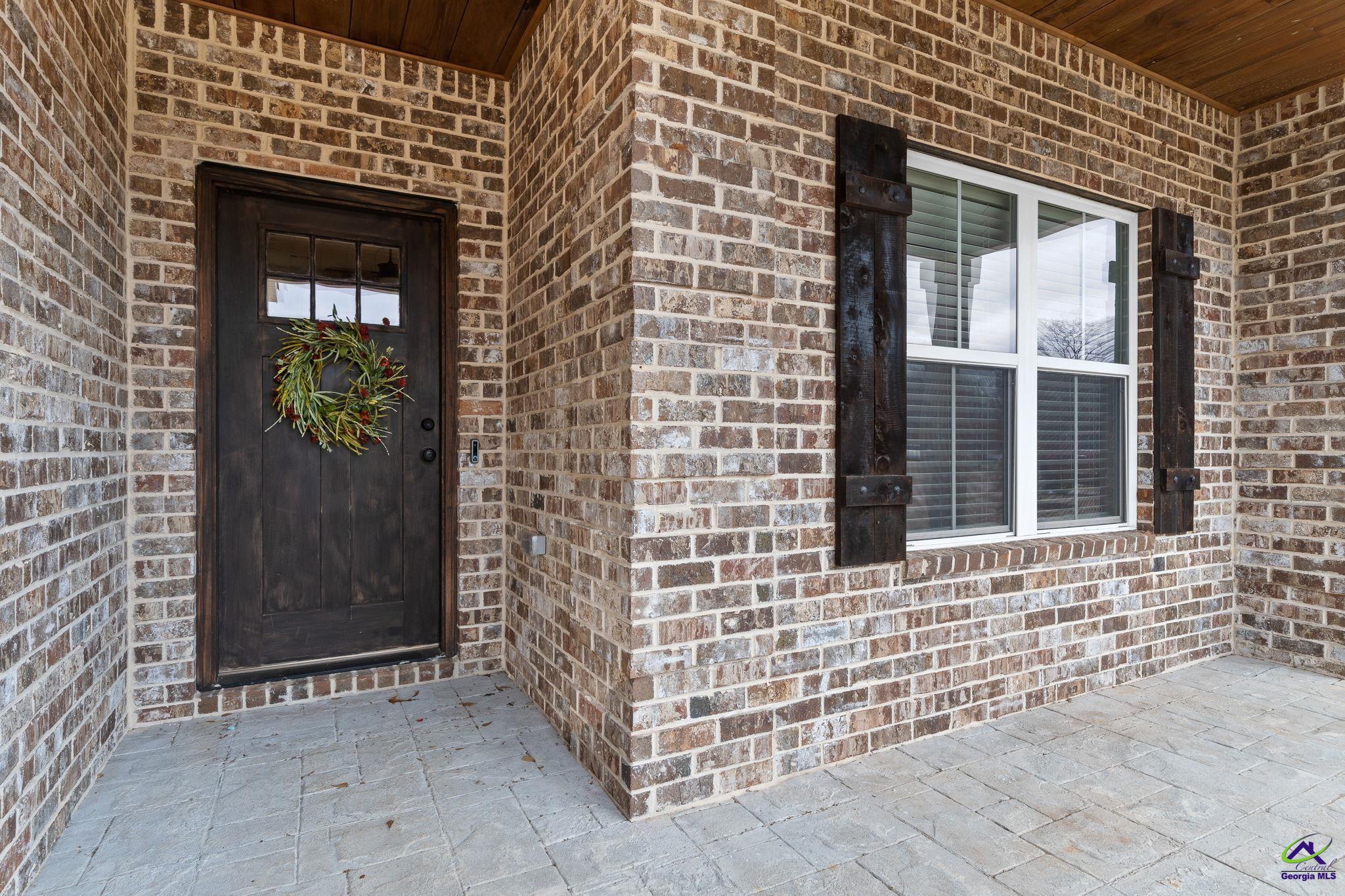 211 Hunts Landing Drive